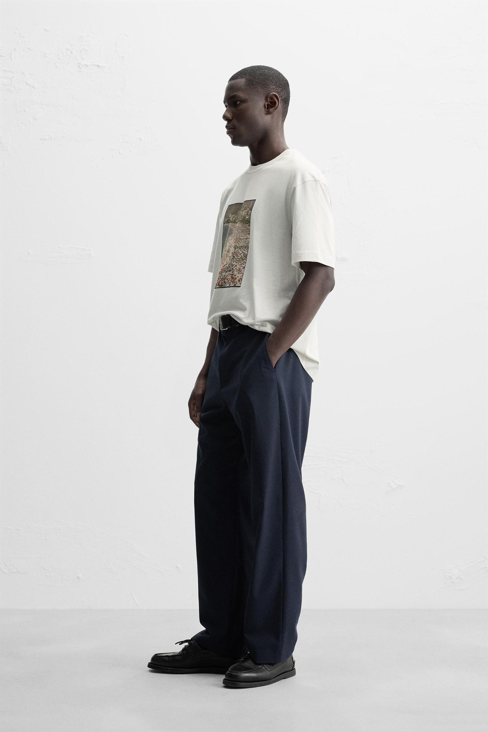 @RAFAEL MOURA PHOTO T-SHIRT Product Image