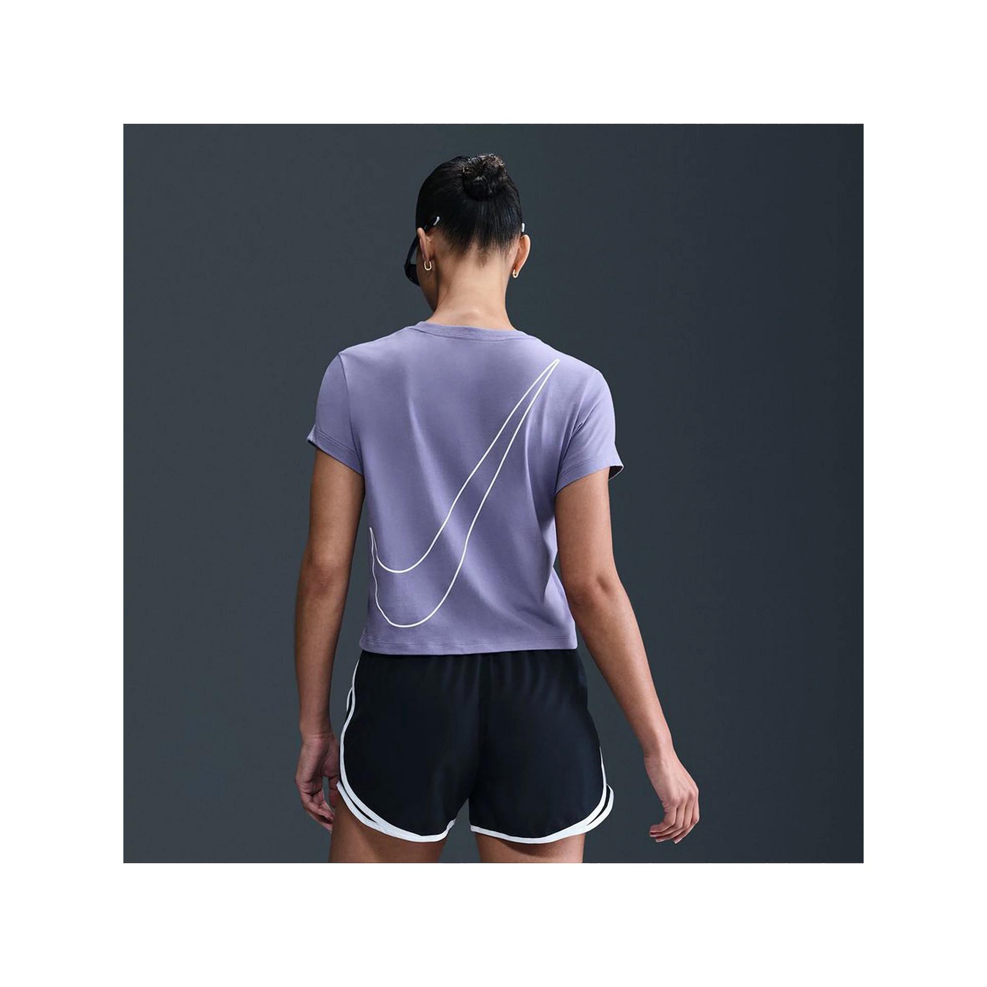 Women's Nike Sportswear Essential Club Crop Tee,  Product Image