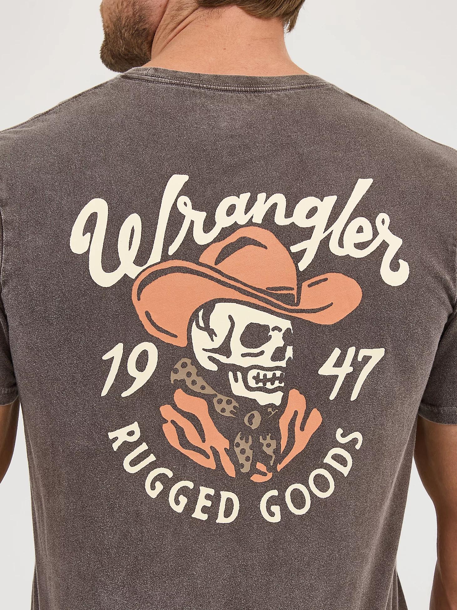 Men's Wrangler Mineral Wash Back Graphic T-Shirt in Ganache Product Image