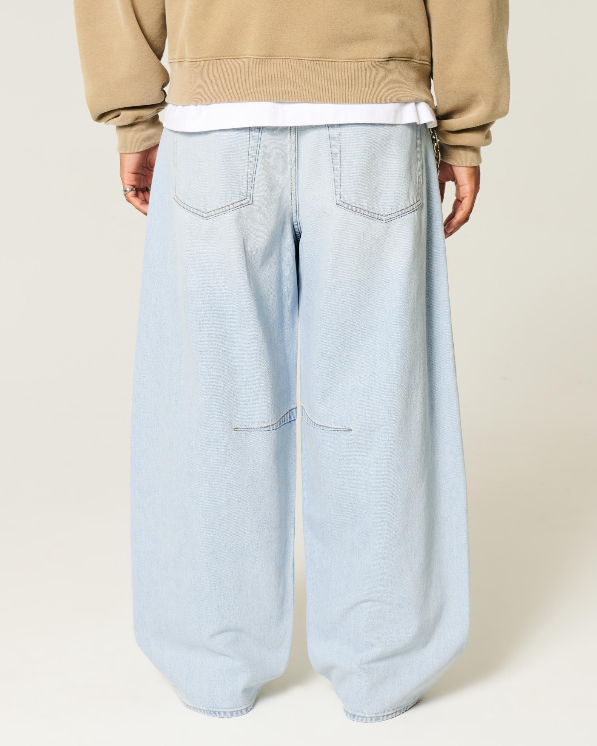 Light Wash Barrel Jeans Product Image