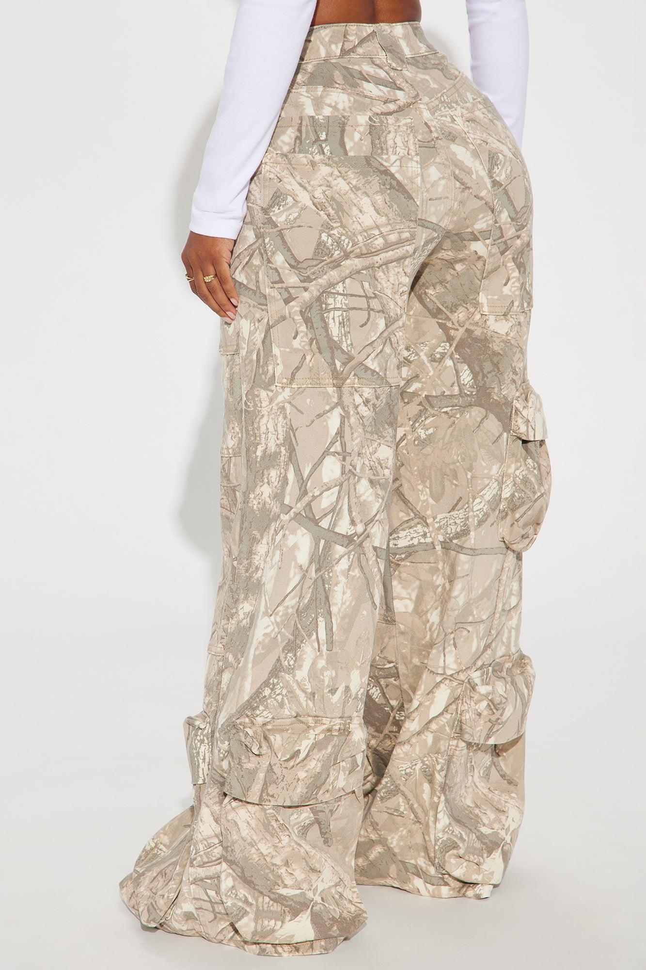 Got It Bad Stretch Cargo Jeans - Camouflage Female Product Image