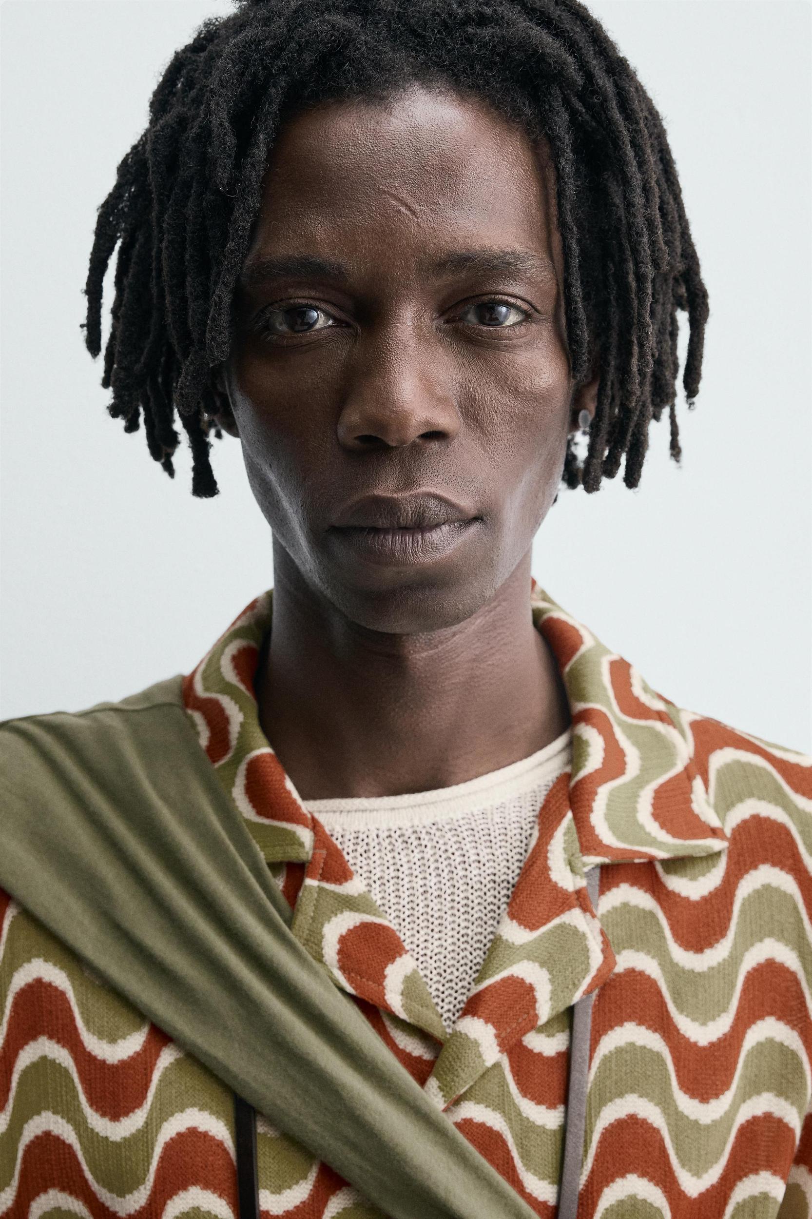 GEOMETRIC JACQUARD SHIRT Product Image