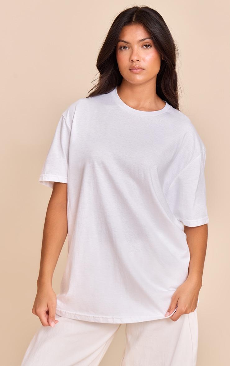 White Health Club Graphic Oversized T-shirt Product Image
