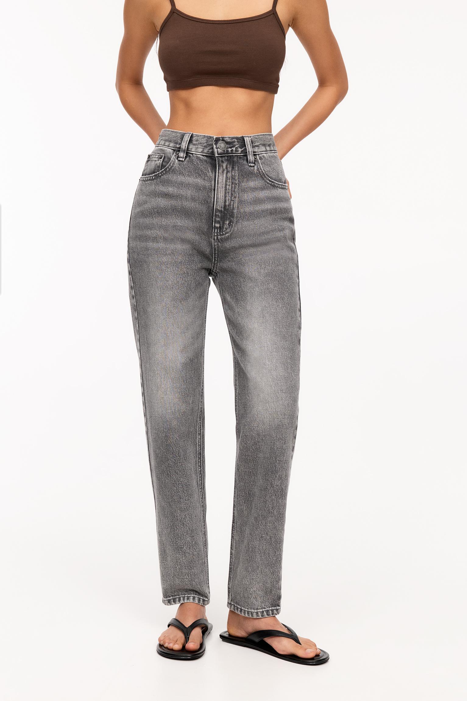 High-waist mom jeans Product Image