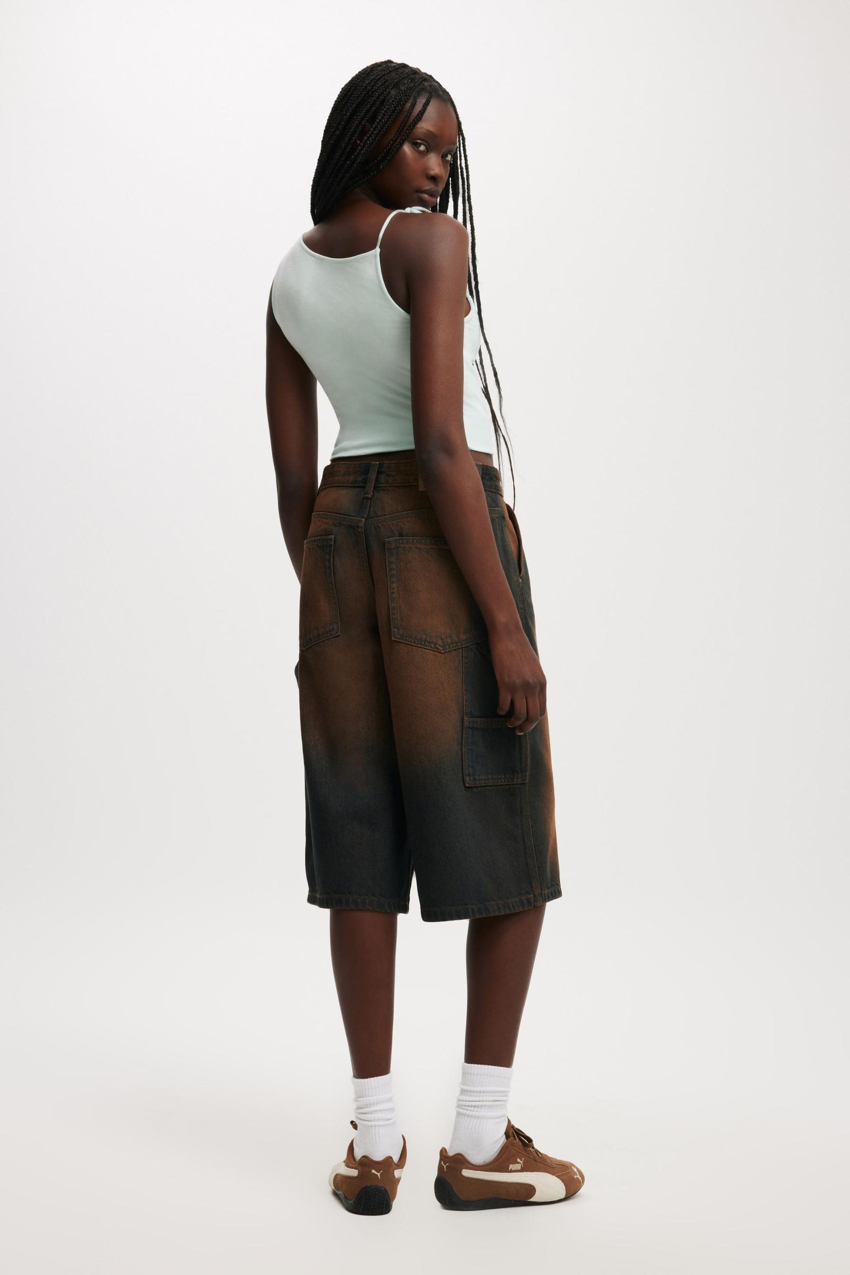 Cotton On Women - 91 Baggy Denim Jort - Carpenter y2k washed brown Product Image