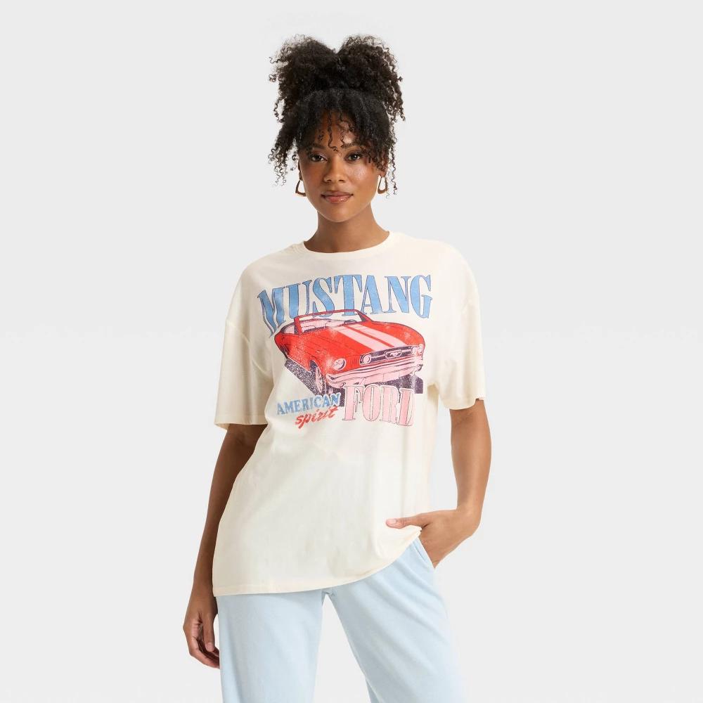 Women's Mustang Oversized Graphic T-Shirt - Off-White Product Image
