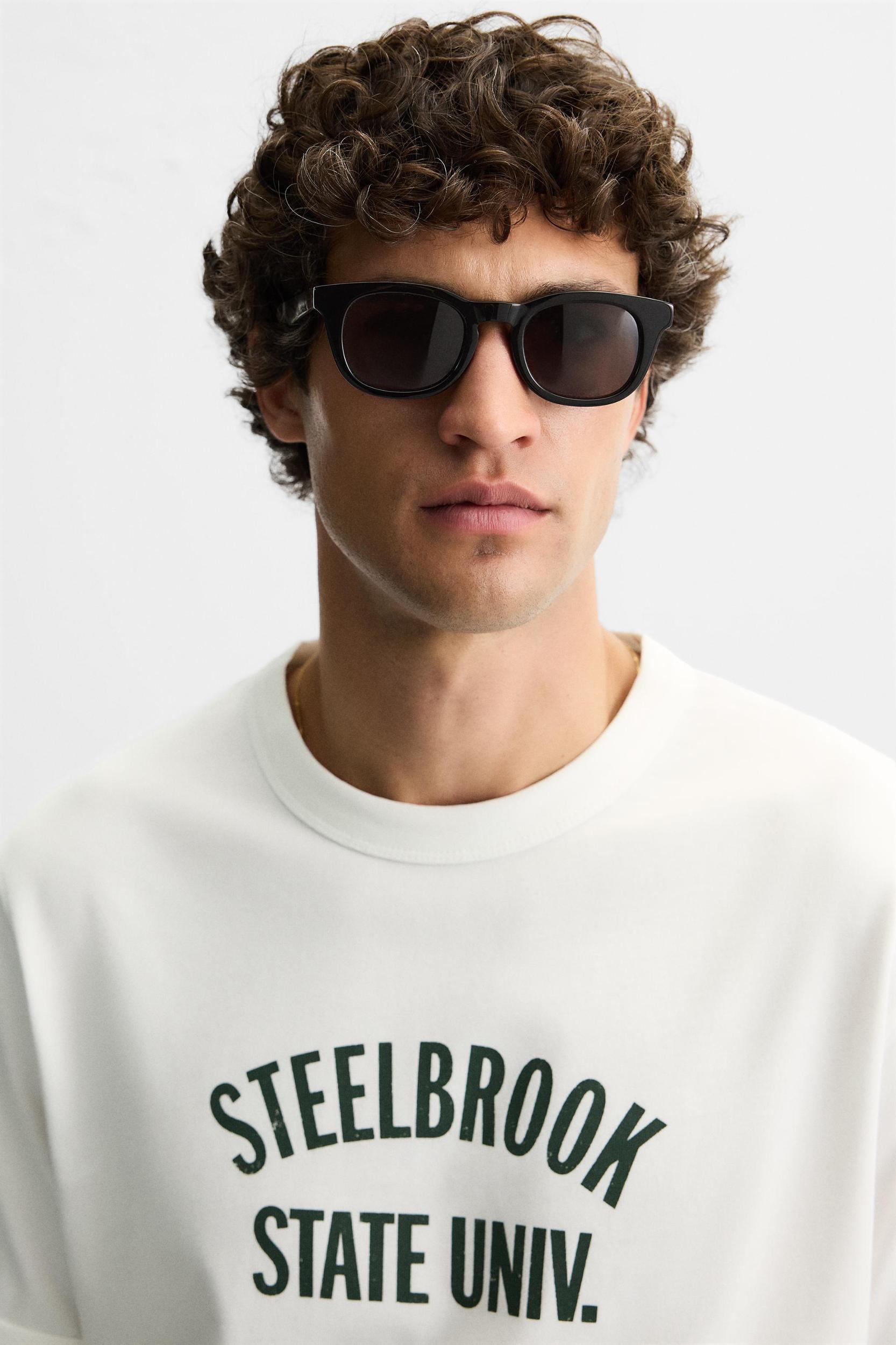 RIBBED TEXT T-SHIRT Product Image