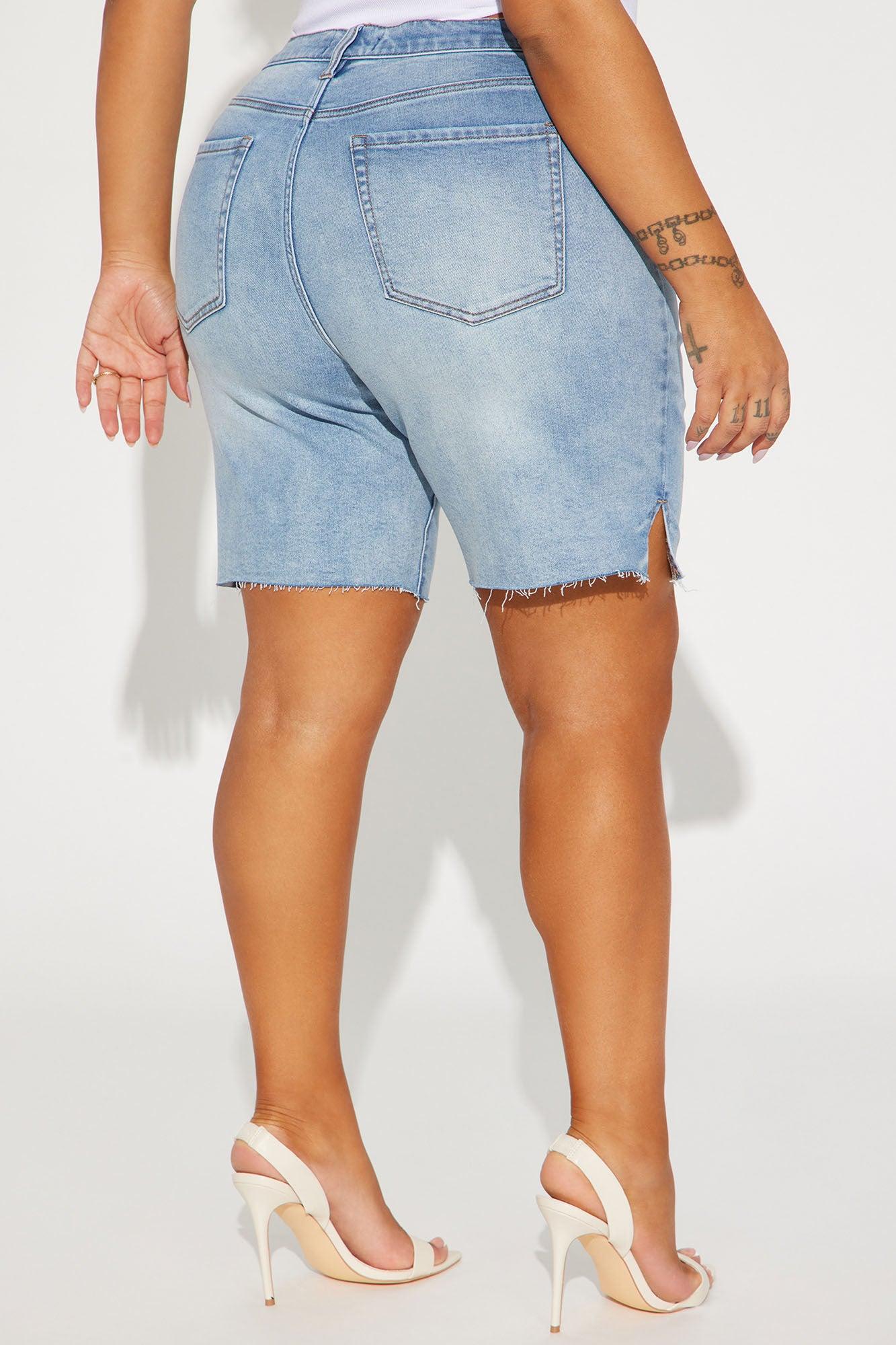 Everything's Good Super Stretch Denim Bermudas - Light Blue Wash Product Image