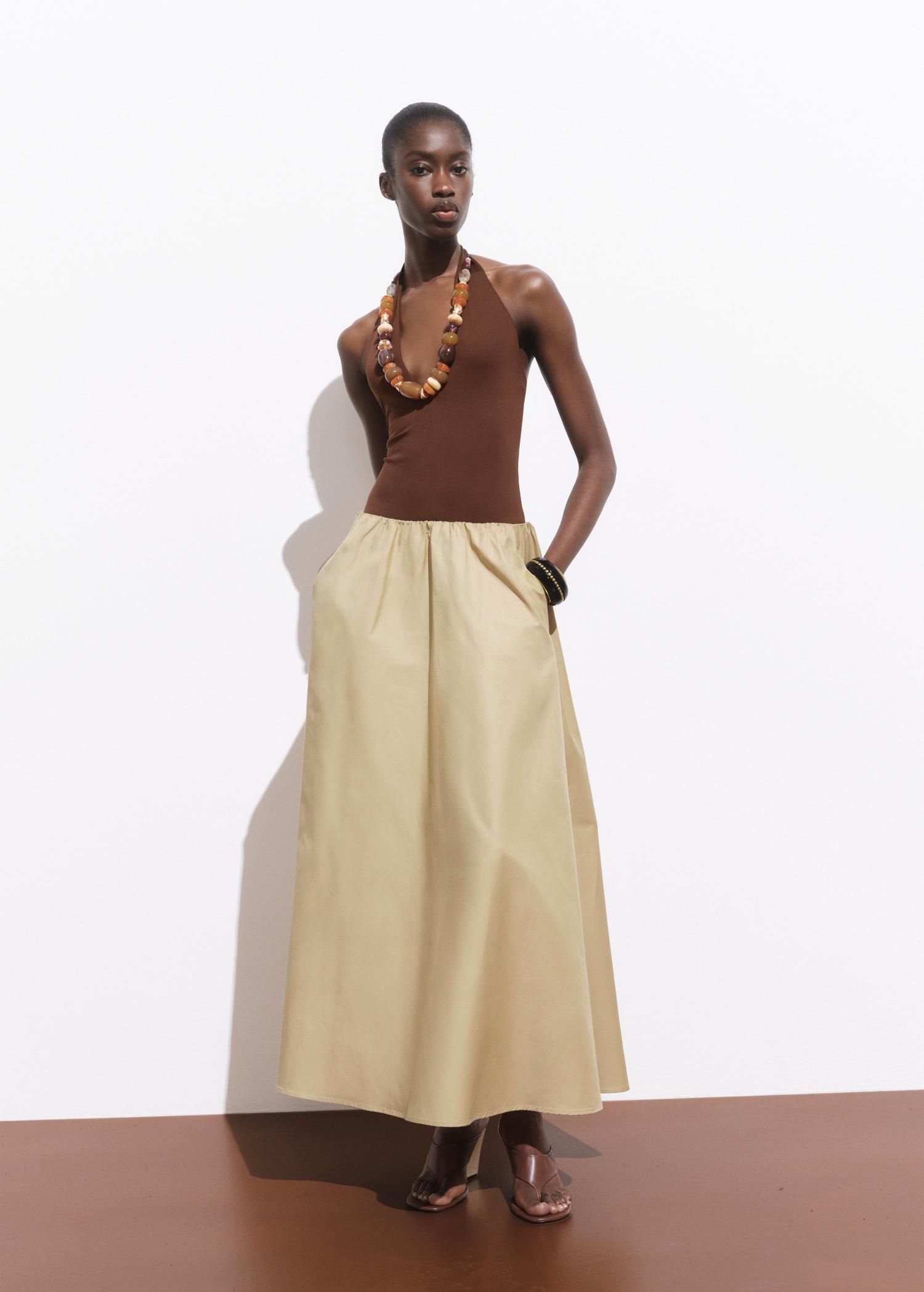 V-neck body - Women | MANGO USA Product Image