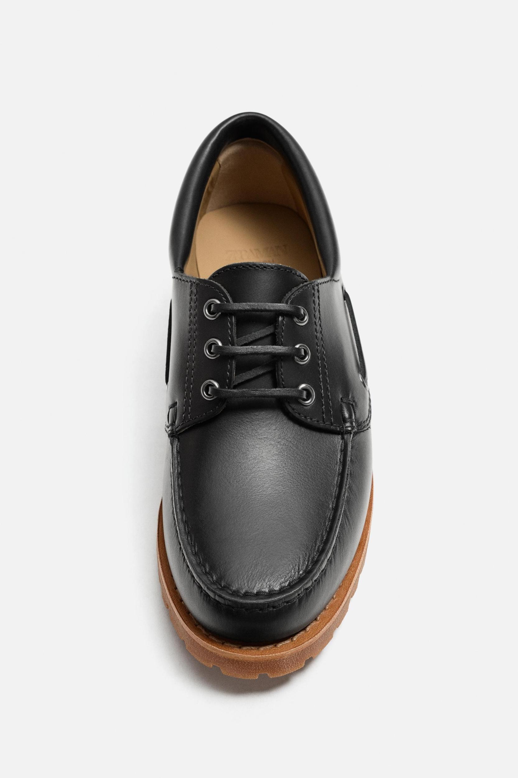 LEATHER BOAT SHOES Product Image