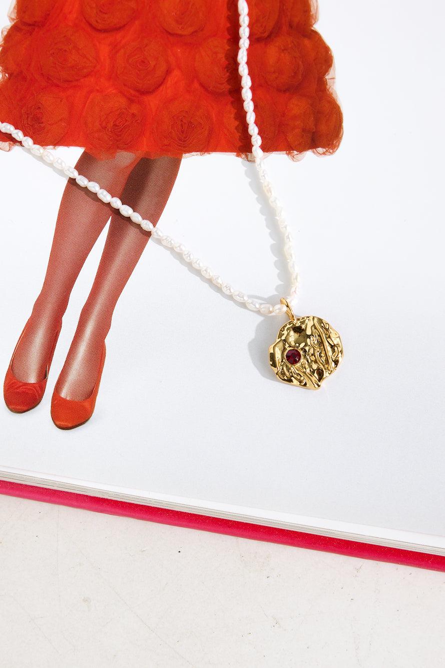 Aurora Spark Pearl Necklace Gold Product Image