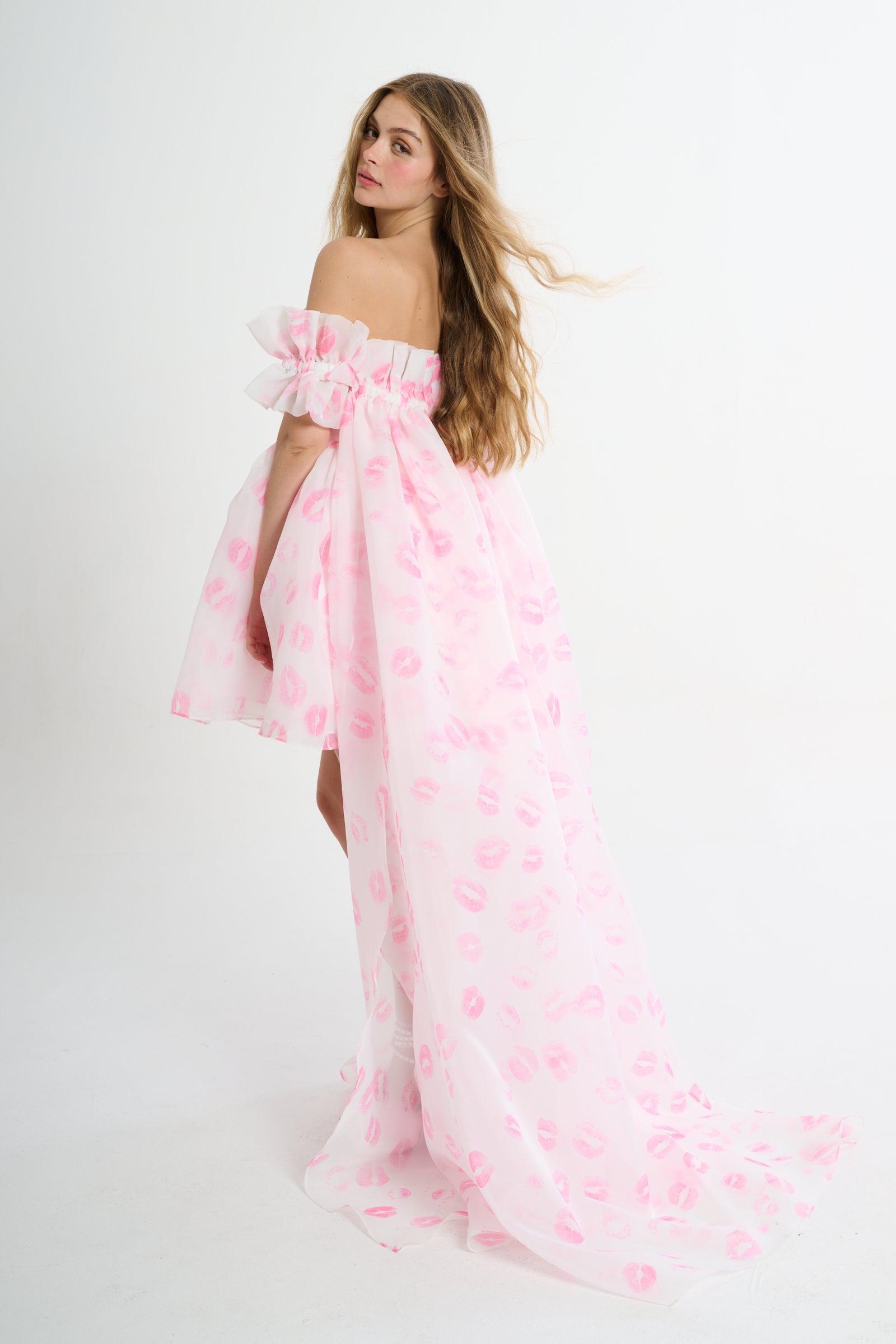 Kiss on the Lips Runway Puff Dress Product Image