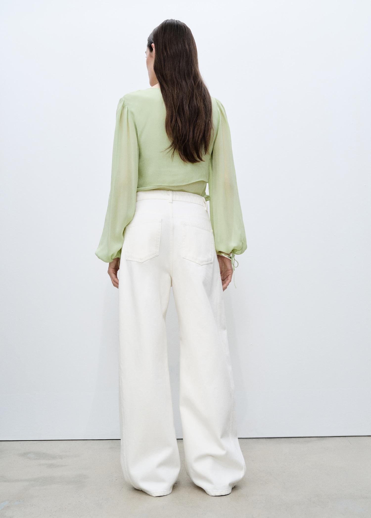 High-rise balloon jeans - Women | MANGO USA Product Image