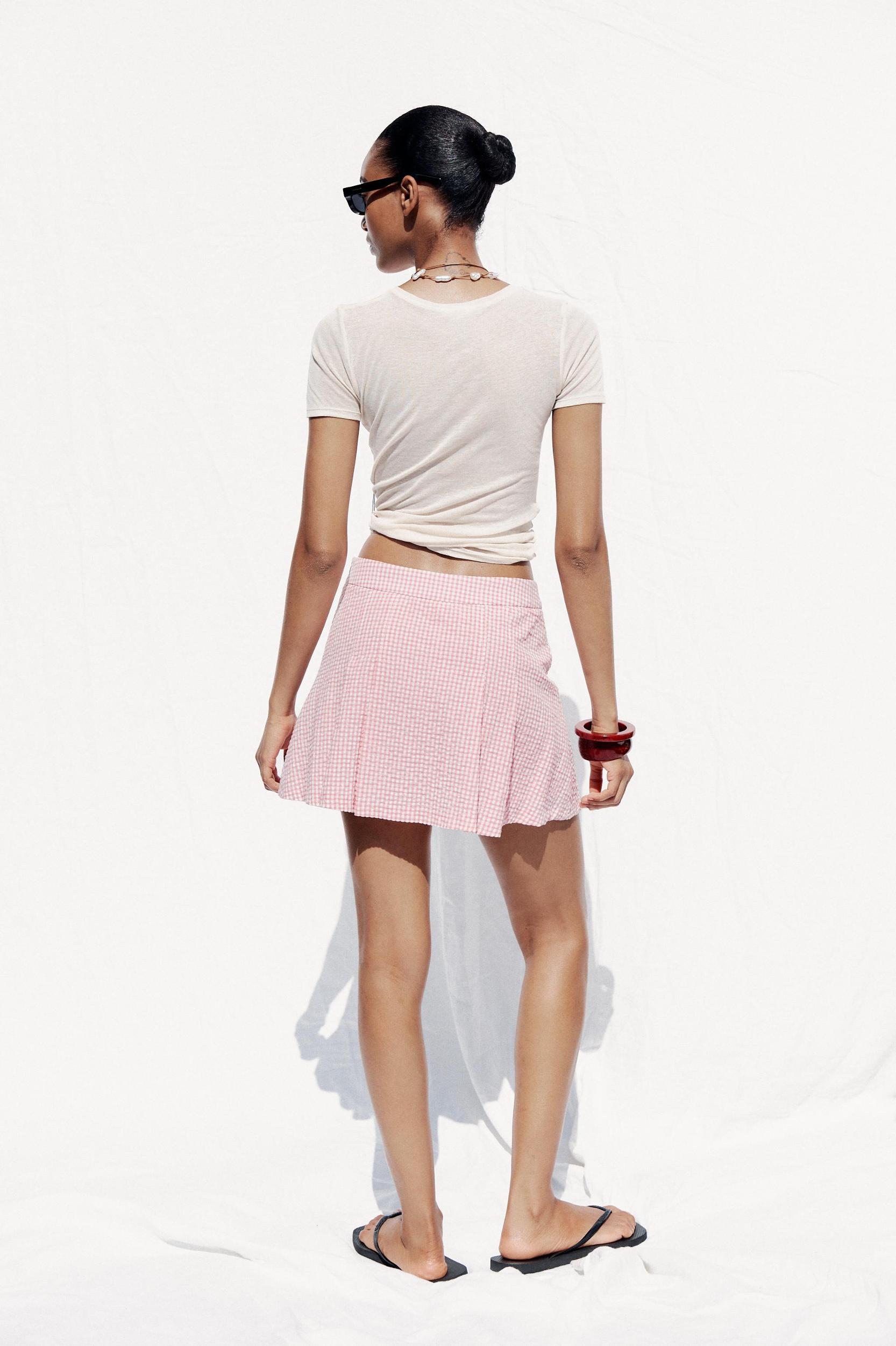 GINGHAM SKORT Product Image