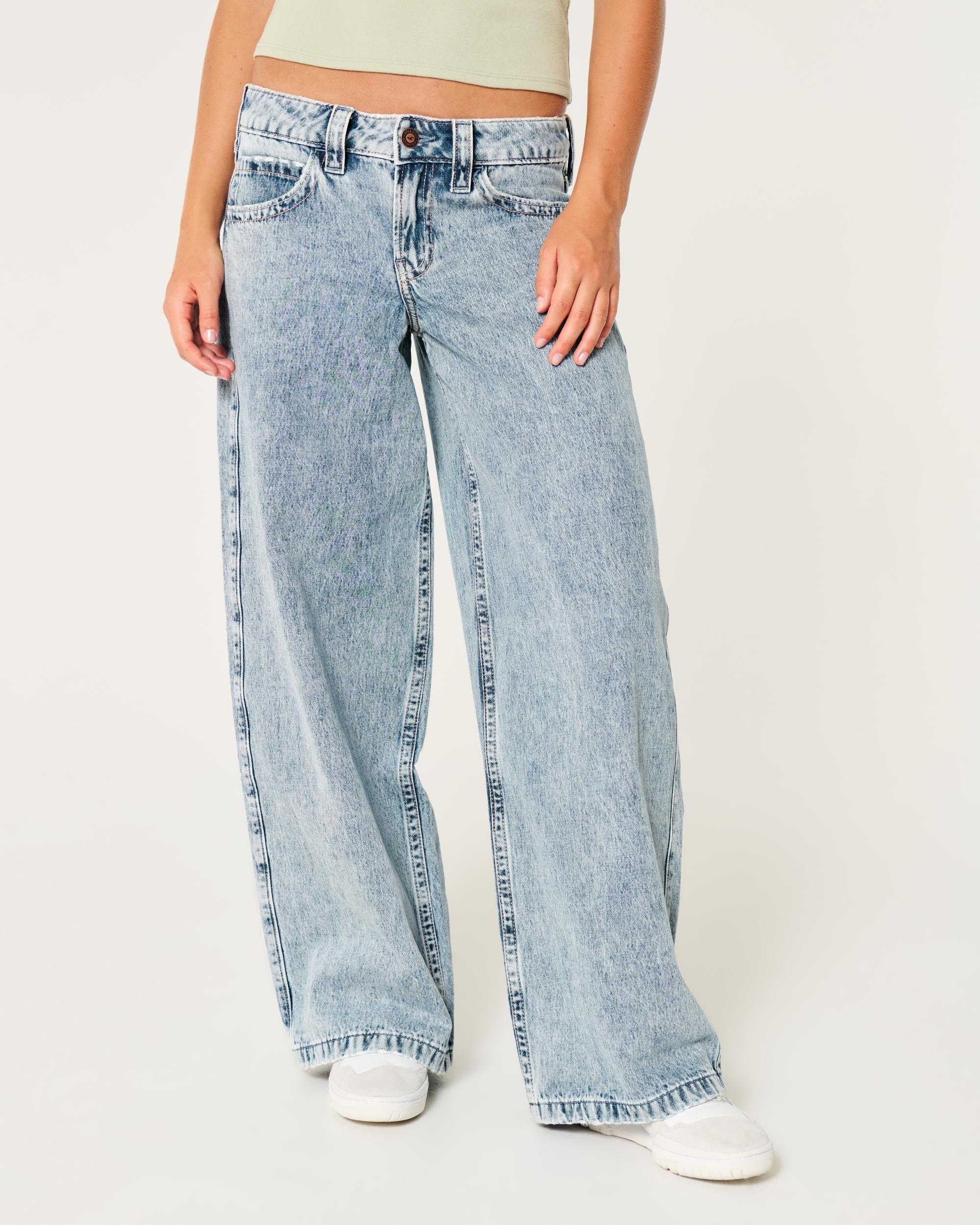 Low-Rise Medium Wash Super Baggy Jeans Product Image