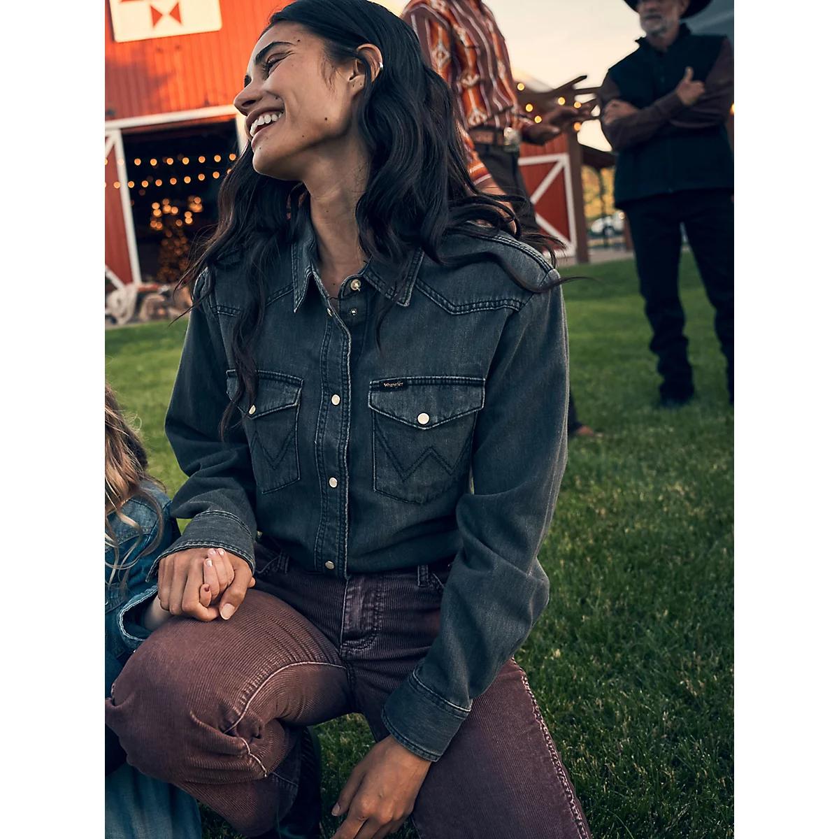 Women's Boyfriend Denim Shirt in Nashville Product Image