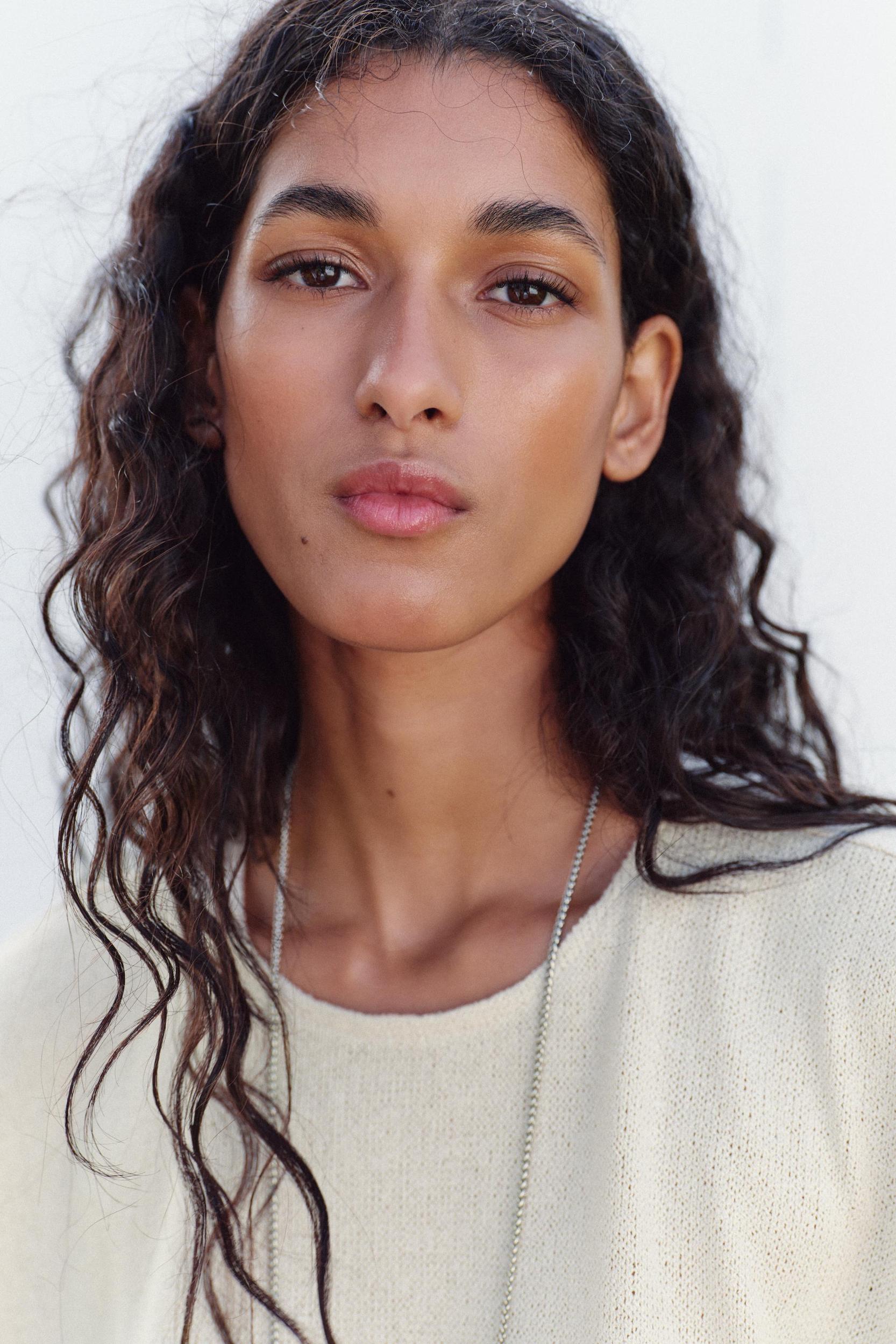 RUSTIC LAYER T-SHIRT Product Image