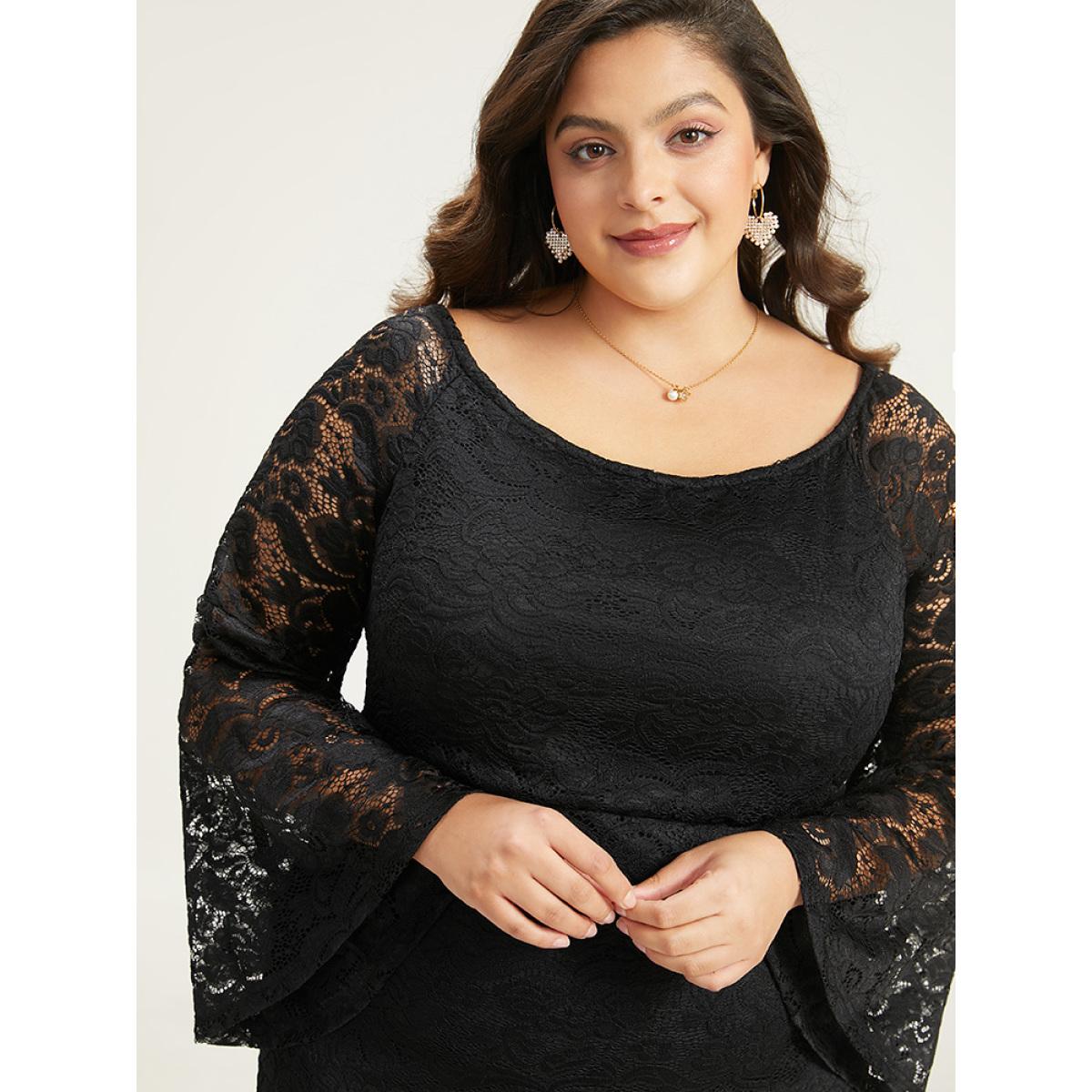 Plus Size Plain Crochet Lace Mesh Bell Sleeve Dress Black Women Glamour Plain Scoop Neck Long Sleeve Curvy Knee Dress BloomChic 18-20/2X Product Image