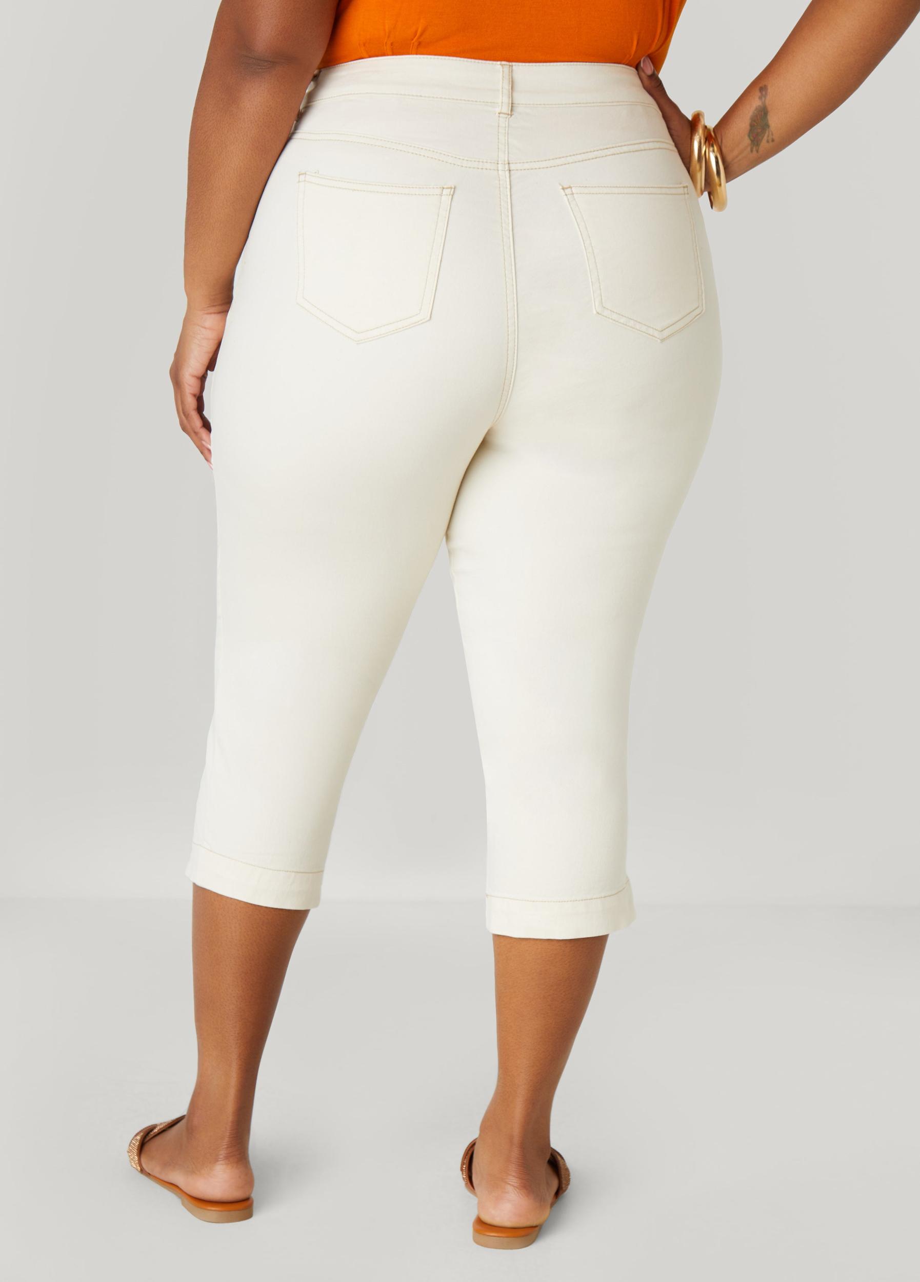 Mid Rise Denim Capris Product Image