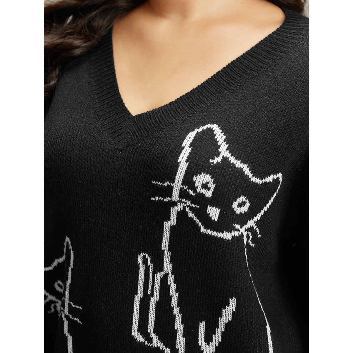Plus Size Supersoft Essentials Cat Print V Neck Pullover Black Women Casual Long Sleeve V-neck Dailywear Pullovers BloomChic 26/4X Product Image