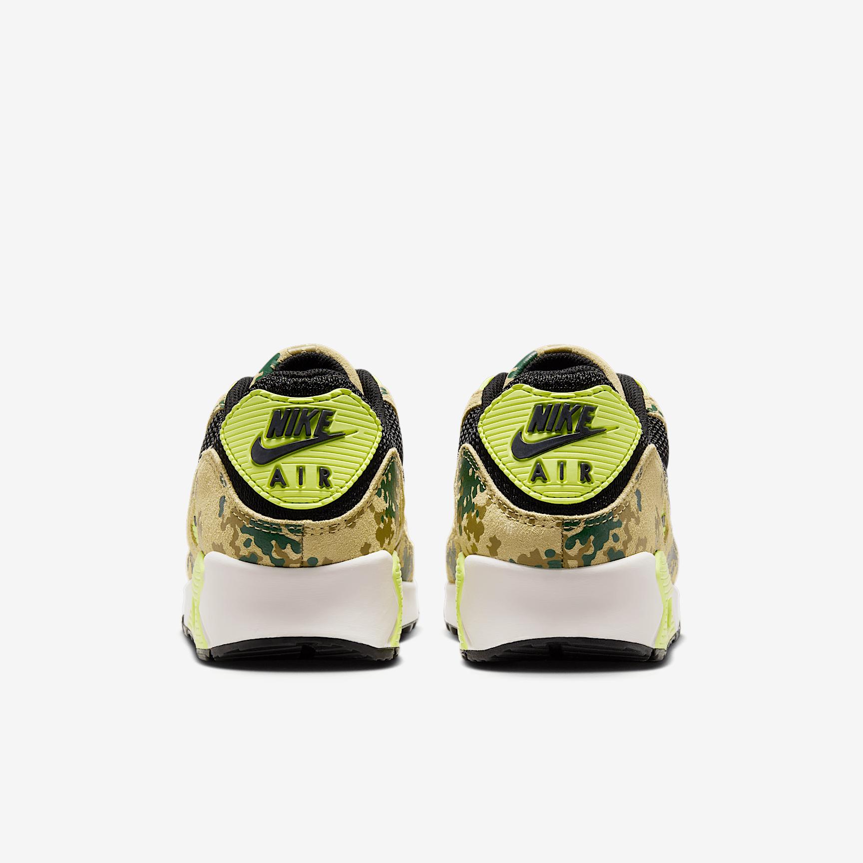 Nike Men's Air Max 90 Premium Shoes Product Image