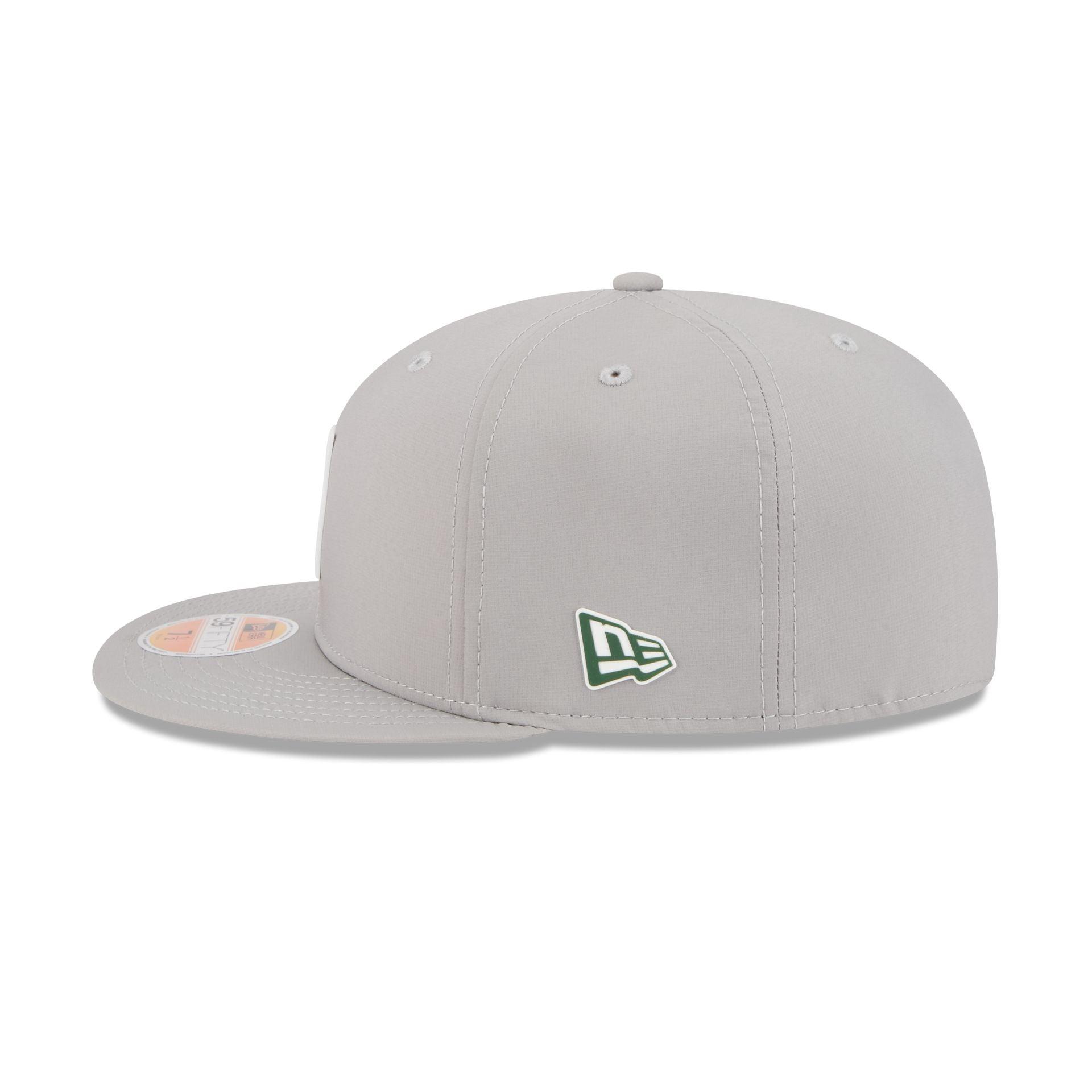 Green Bay Packers 2025 Sideline Hot Weather Gray 59FIFTY Fitted Hat Male Product Image