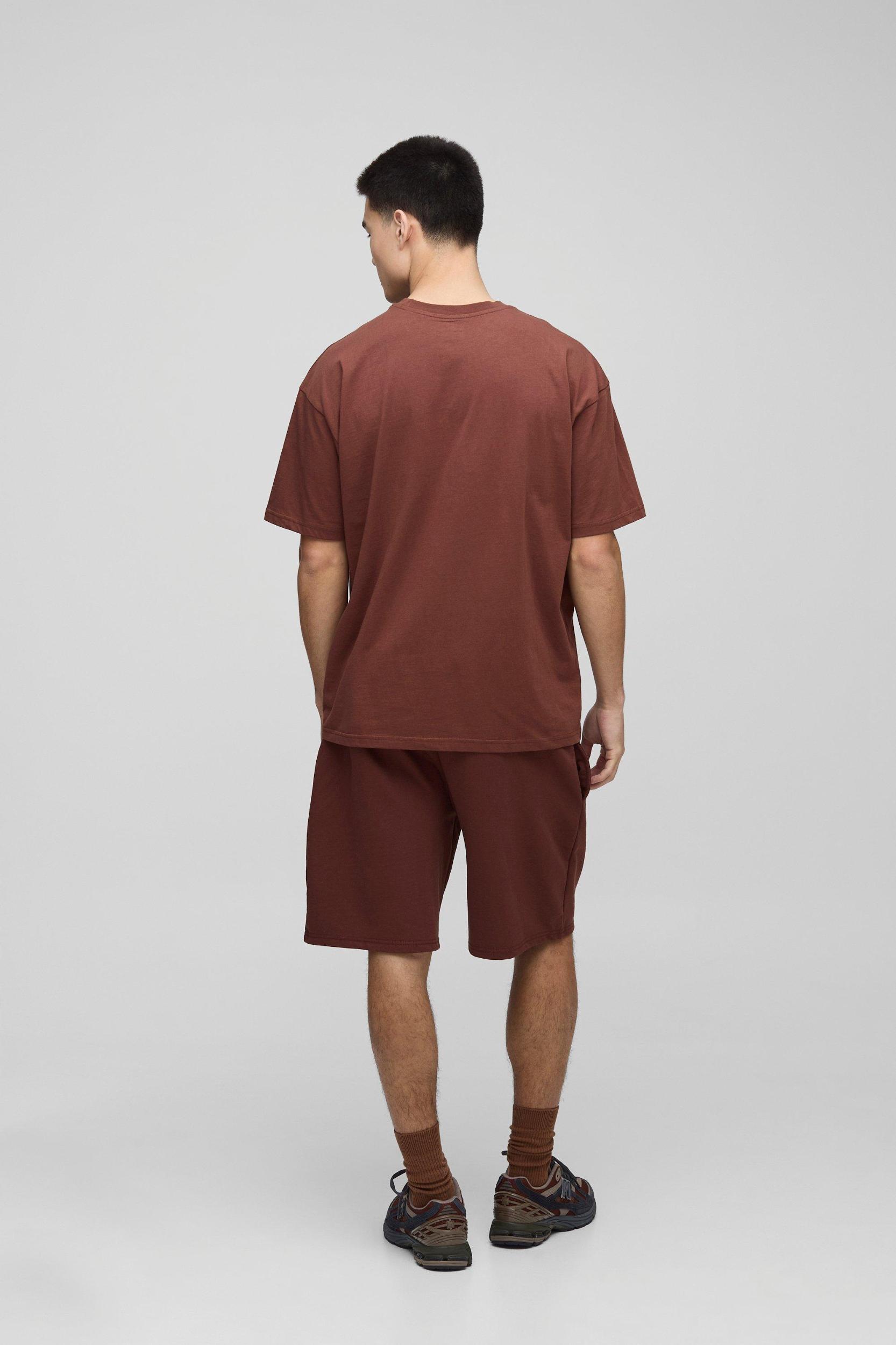 260GSM Loopback Basic Oversized Mid Length Short | boohooMAN USA Product Image