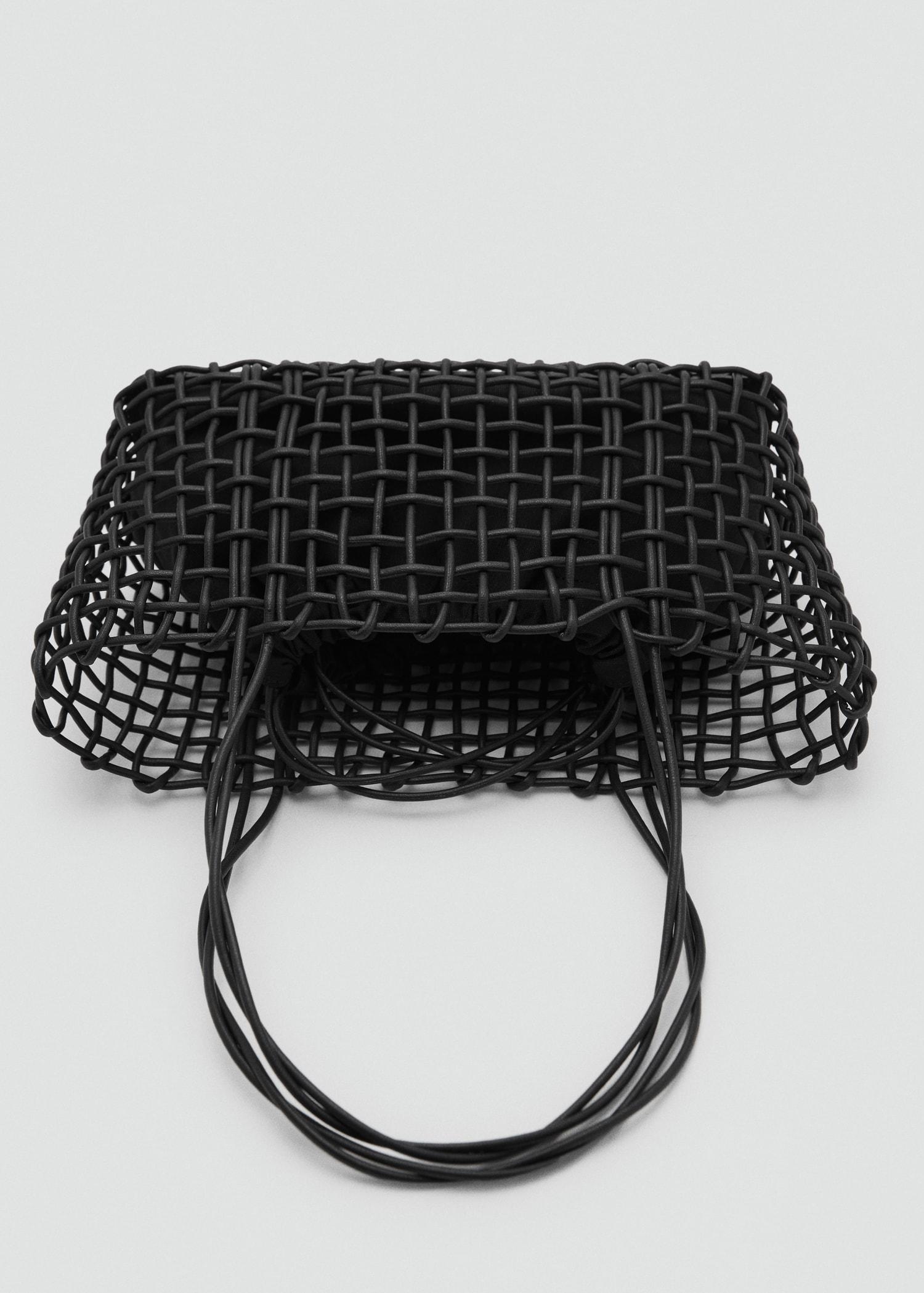 Medium woven shoulder bag - Women | MANGO USA Product Image