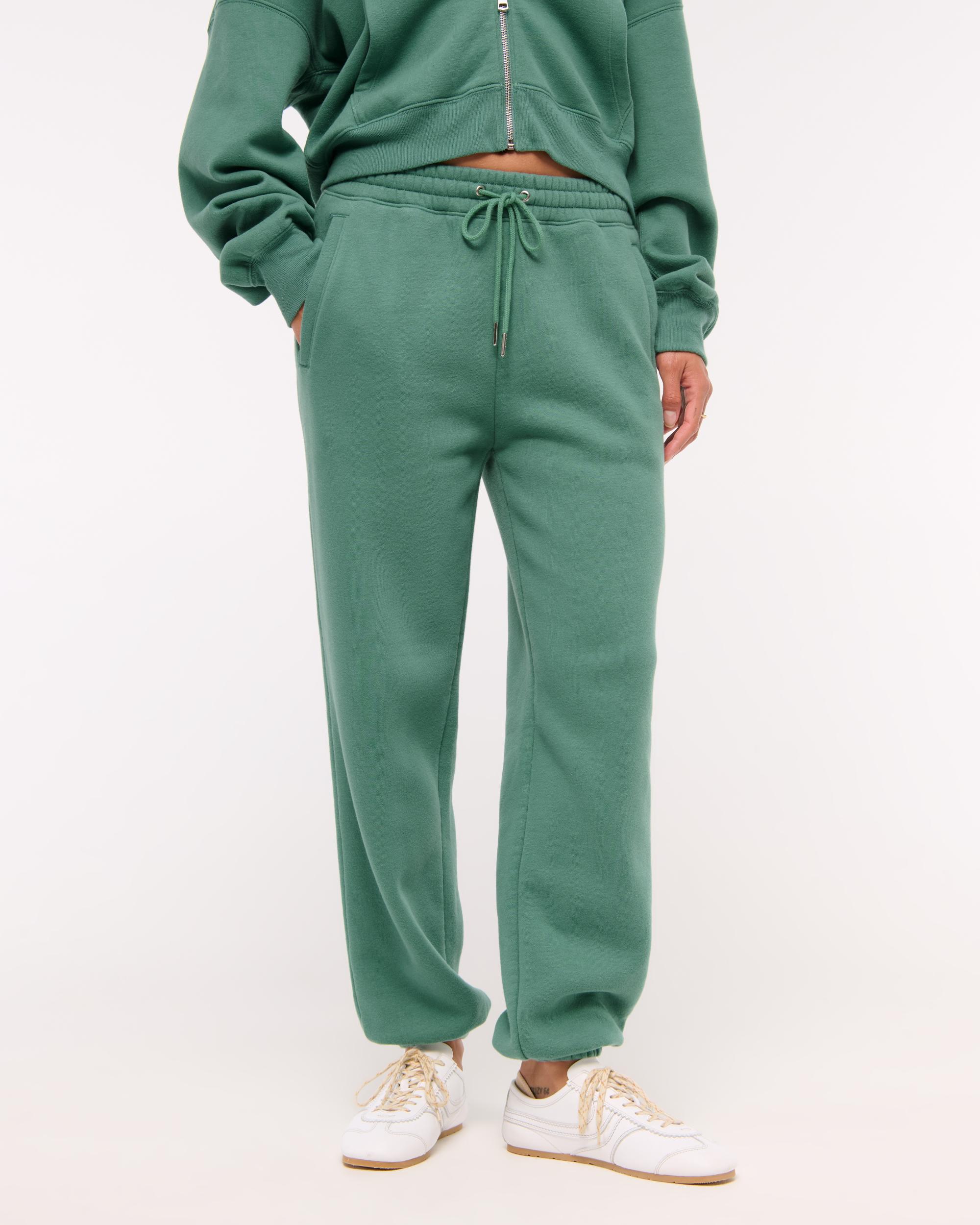 Essential Sunday Sweatpant Product Image