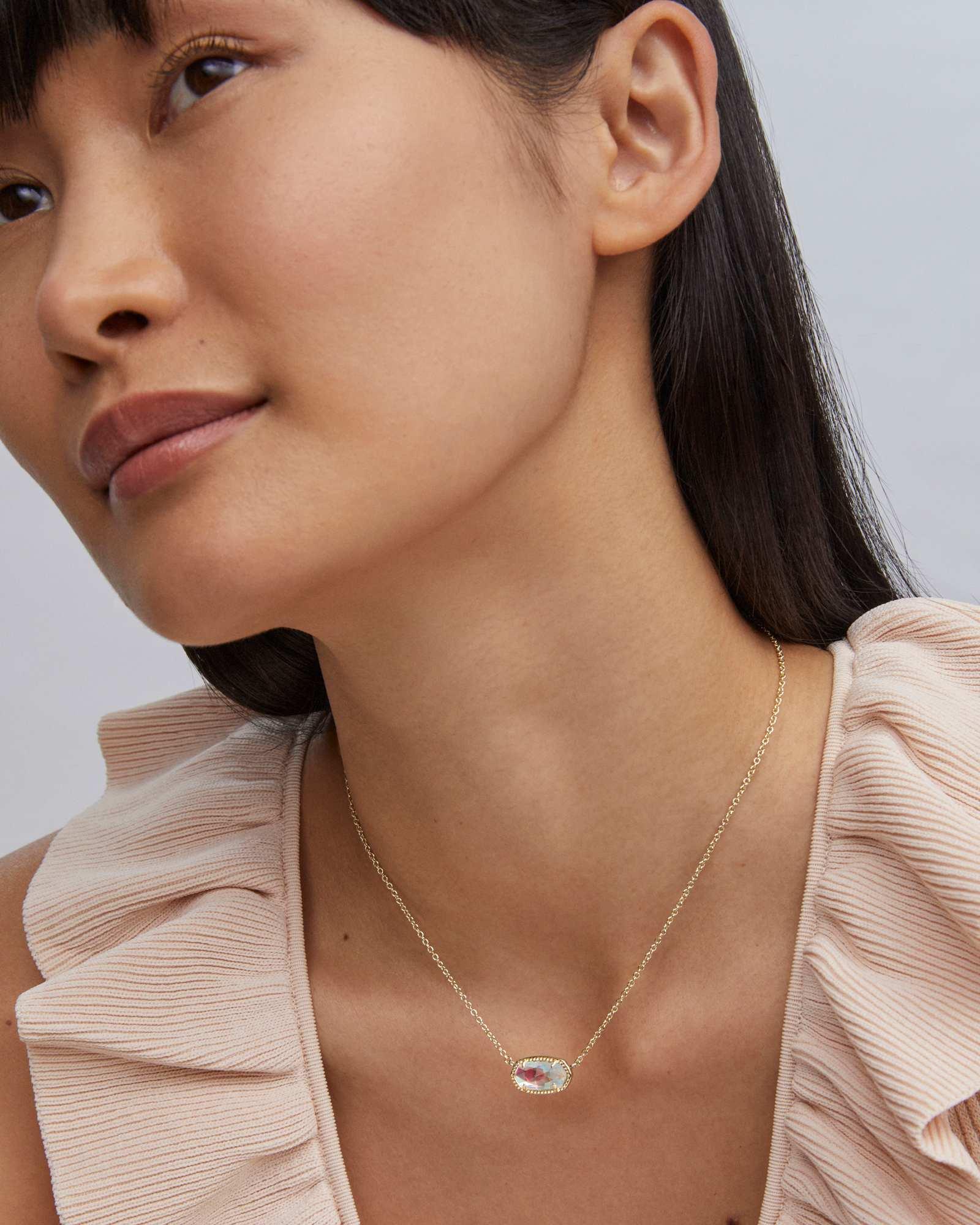 Elisa Gold Short Pendant Necklace Product Image