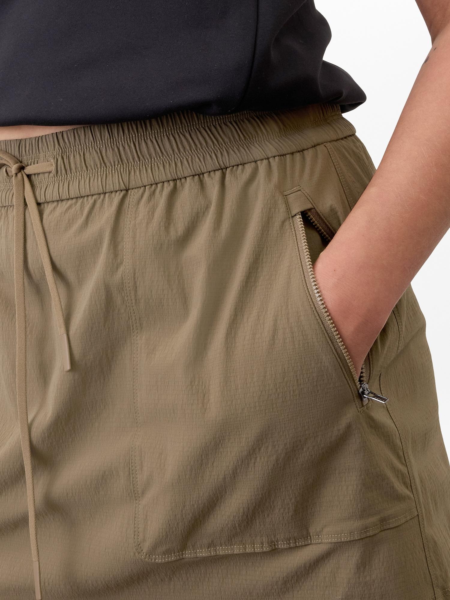 Trekkie North Mid Rise 15" Skort Product Image