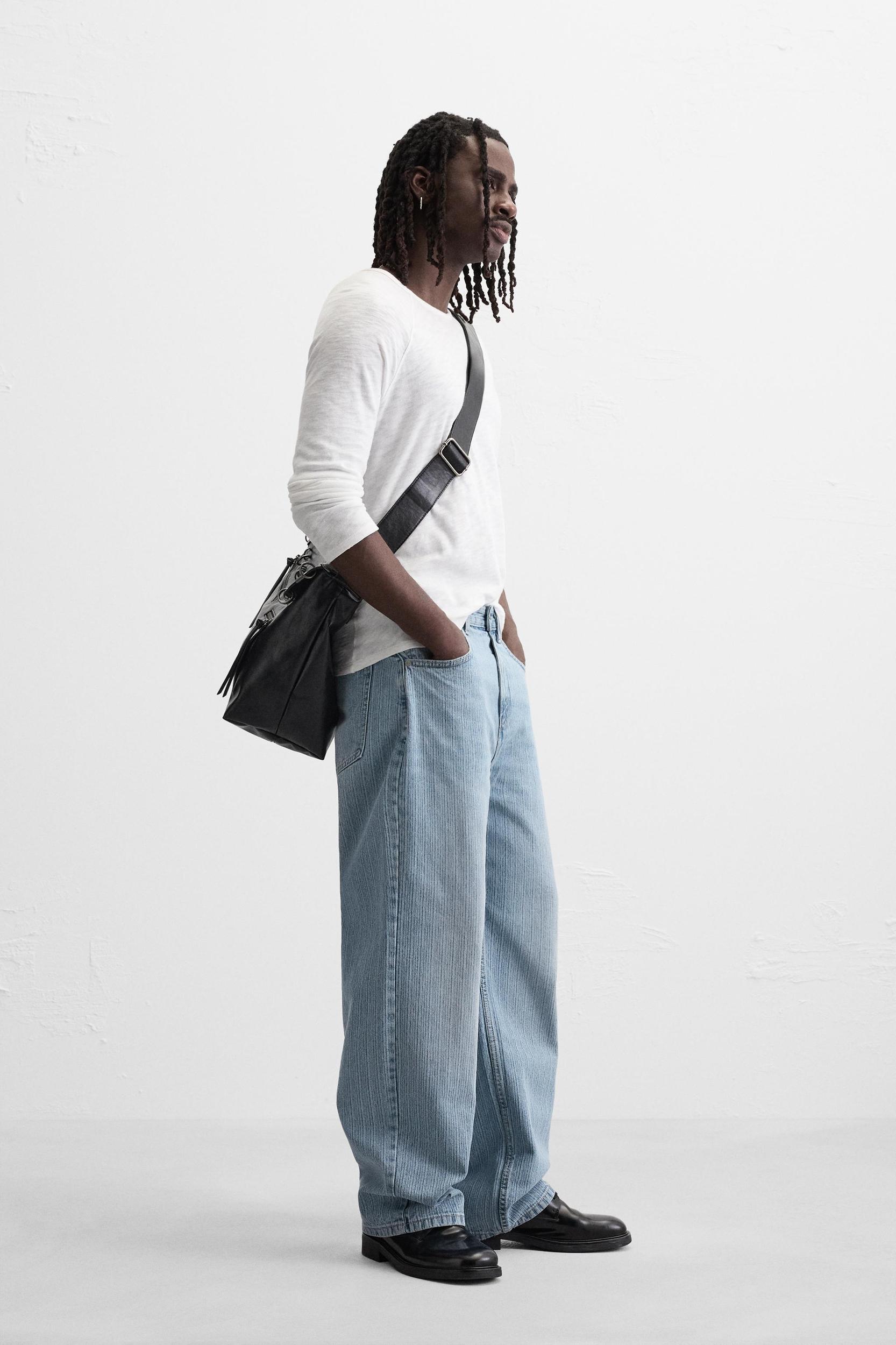 STRUCTURED RELAXED FIT JEANS Product Image