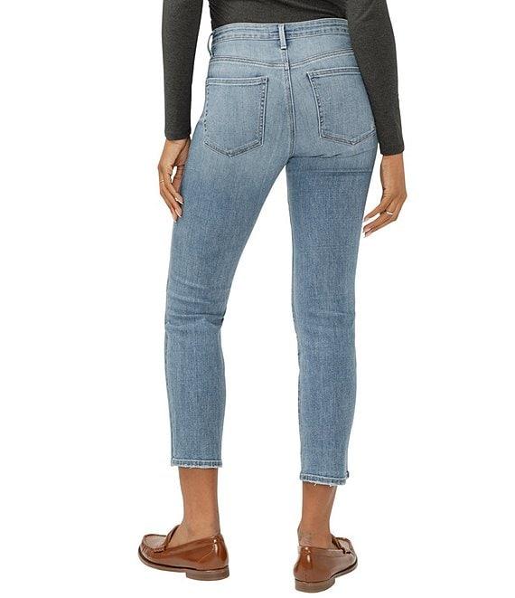 Silver Jeans Co. Isbister Straight Leg Capri Jeans Product Image