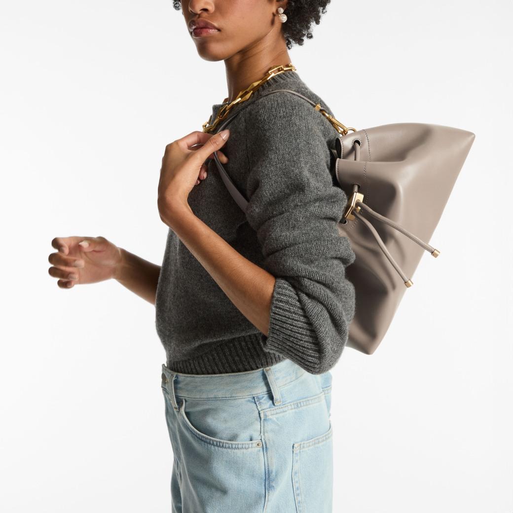 Cinch Medium Product Image