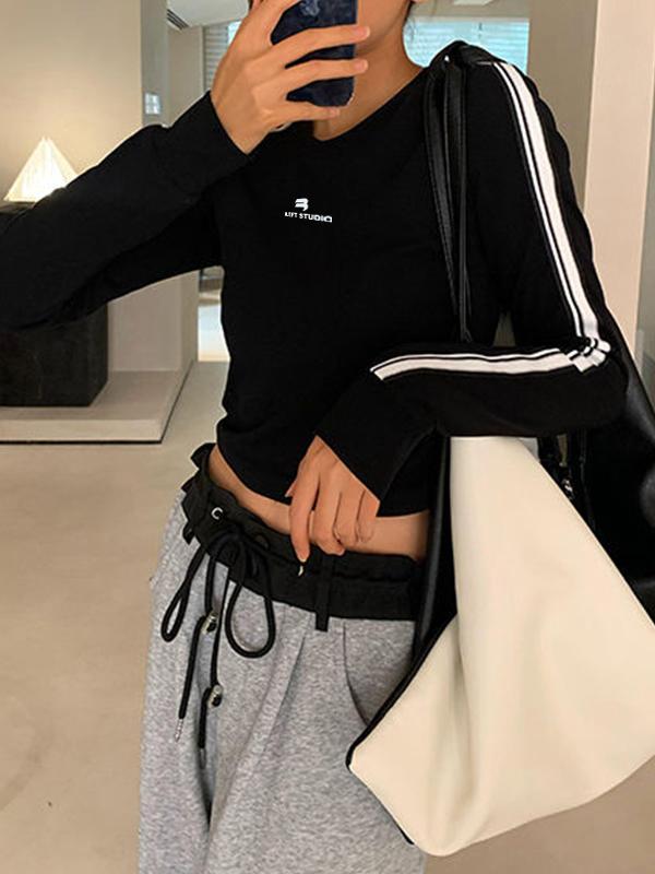 Contrast Color Print Long Sleeve Tee Product Image