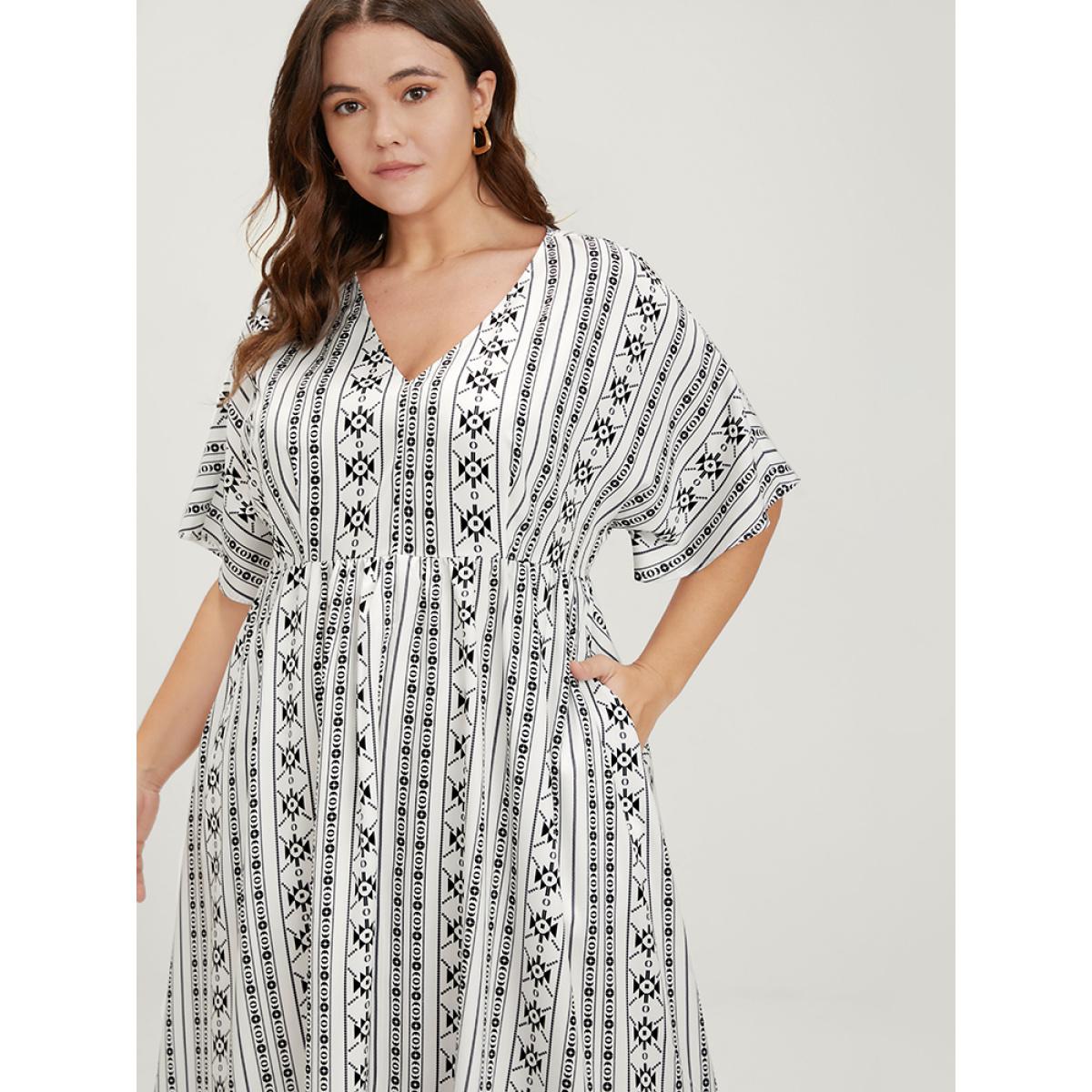 Plus Size Striped Dolman Sleeve Pocket Hanky Hem Dress White Women Vacation Elastic Waist V-neck Half Sleeve Curvy Midi Dress BloomChic 30/6X Product Image