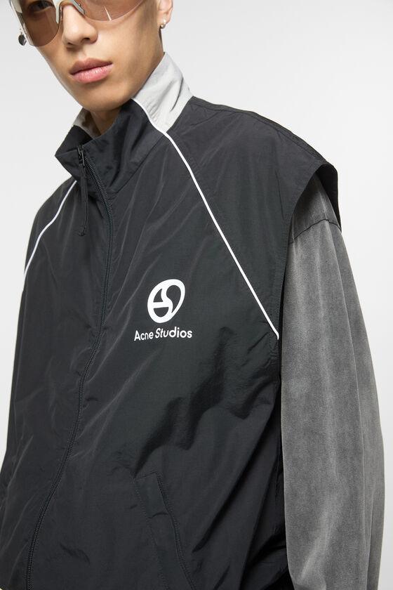 Gillet jacket Product Image