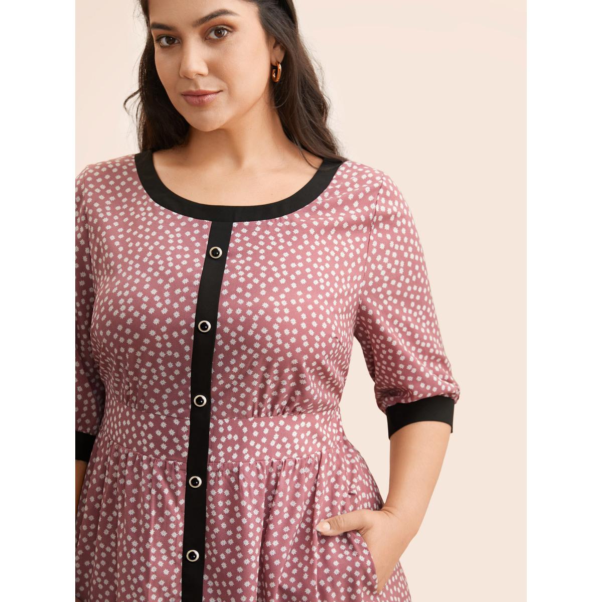 Plus Size Ditsy Floral Contrast Trim Button Detail Dress DustyPink Women Elegant Gathered Boat Neck Half Sleeve Curvy BloomChic 28/5X Product Image