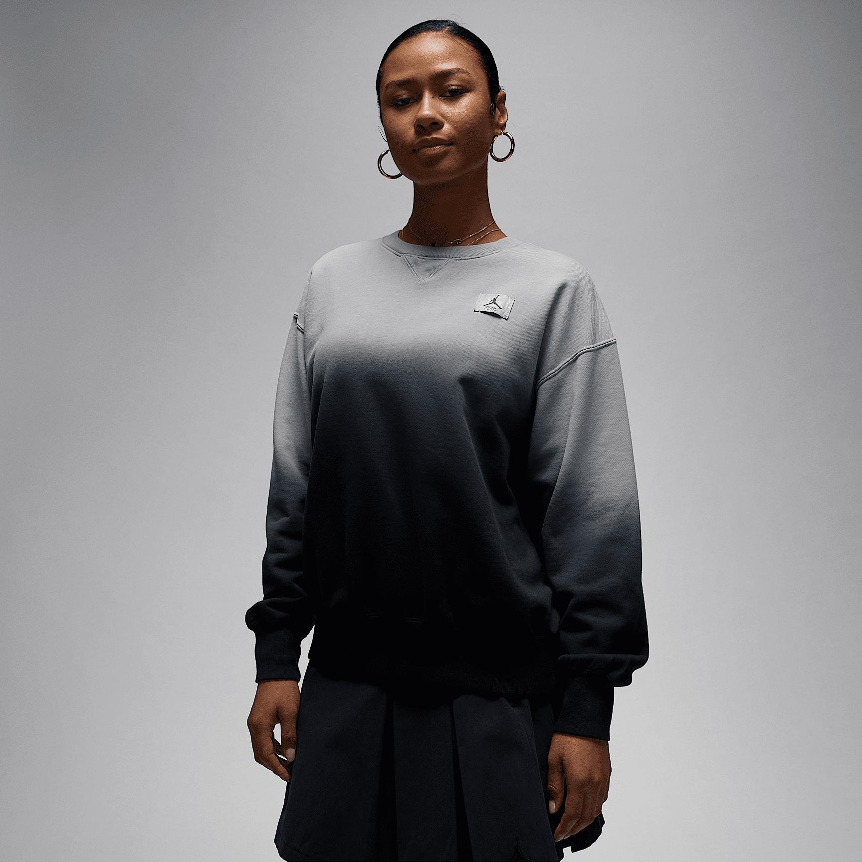 Jordan Flight Fleece Women's French Terry Crew-Neck Sweatshirt Product Image