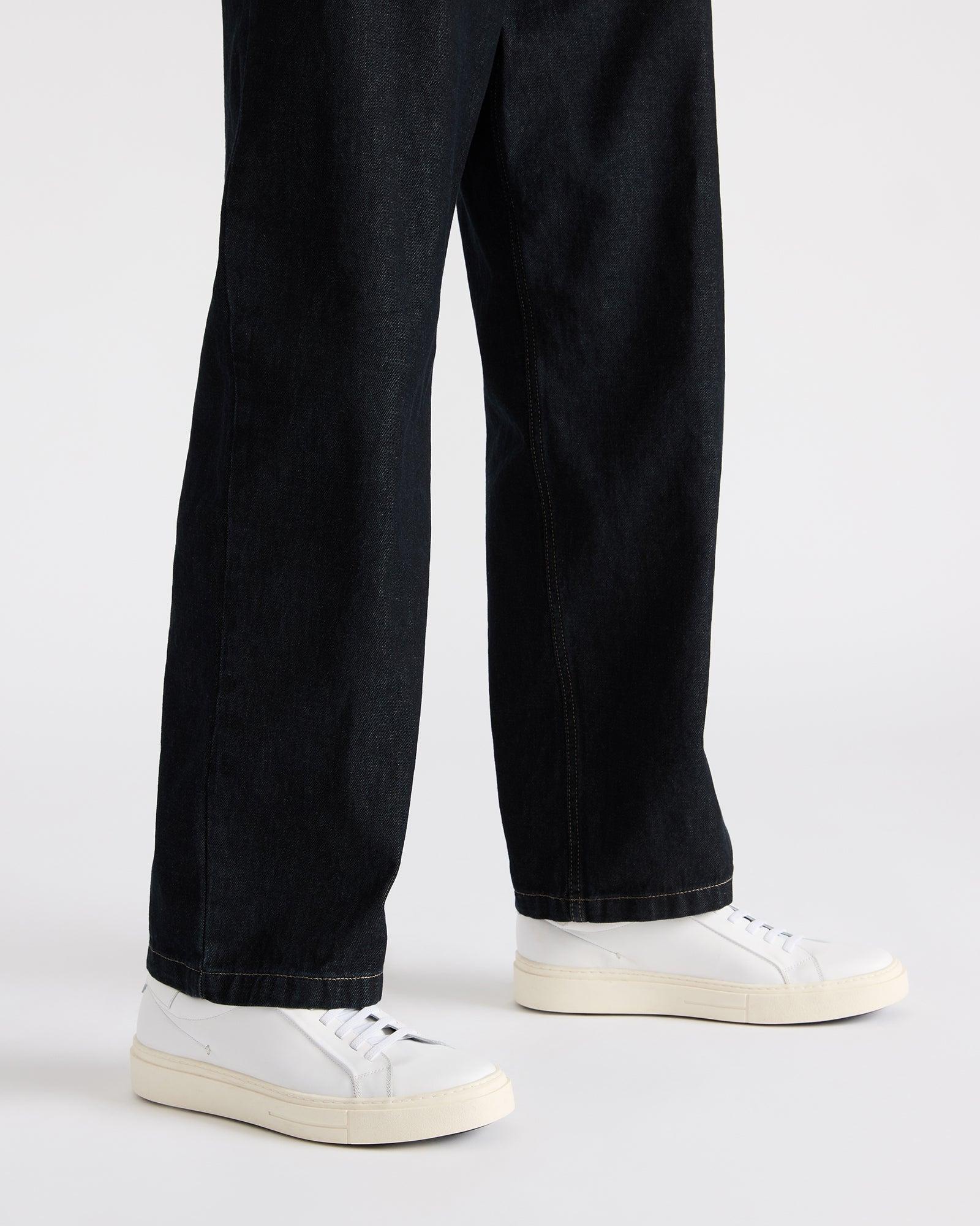 ZOII WHITE LEATHER Male Product Image