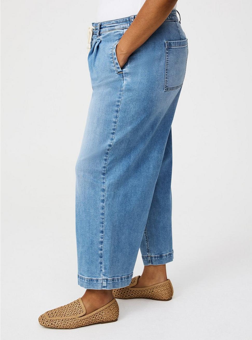 High-Rise Wide Leg Ankle Crop Jean Product Image