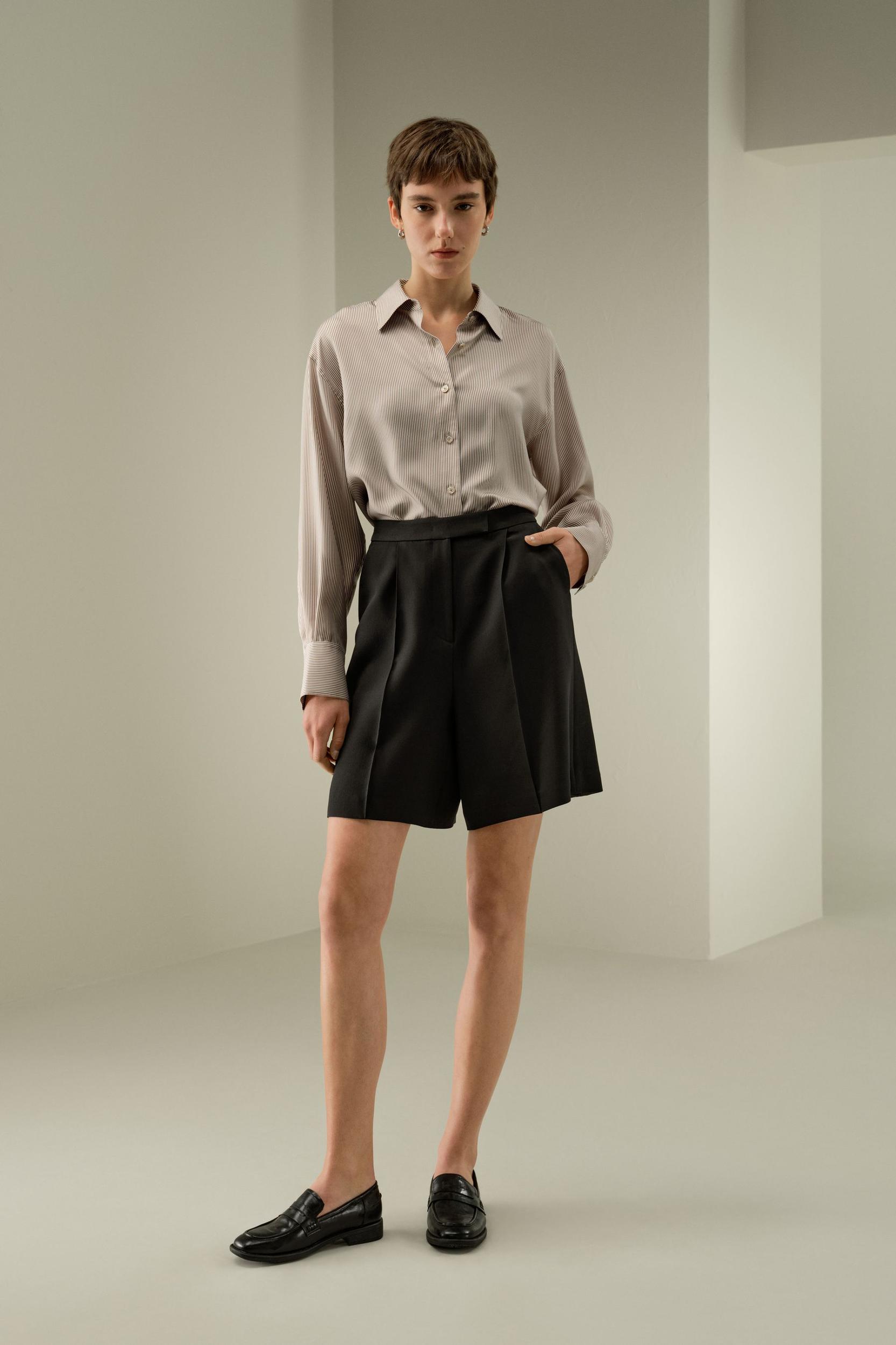 LILYSILK Womens Shorts - Black Wool-Silk Blend - Ultimate Luxury Laid-Back Fit Shorts 4 Product Image