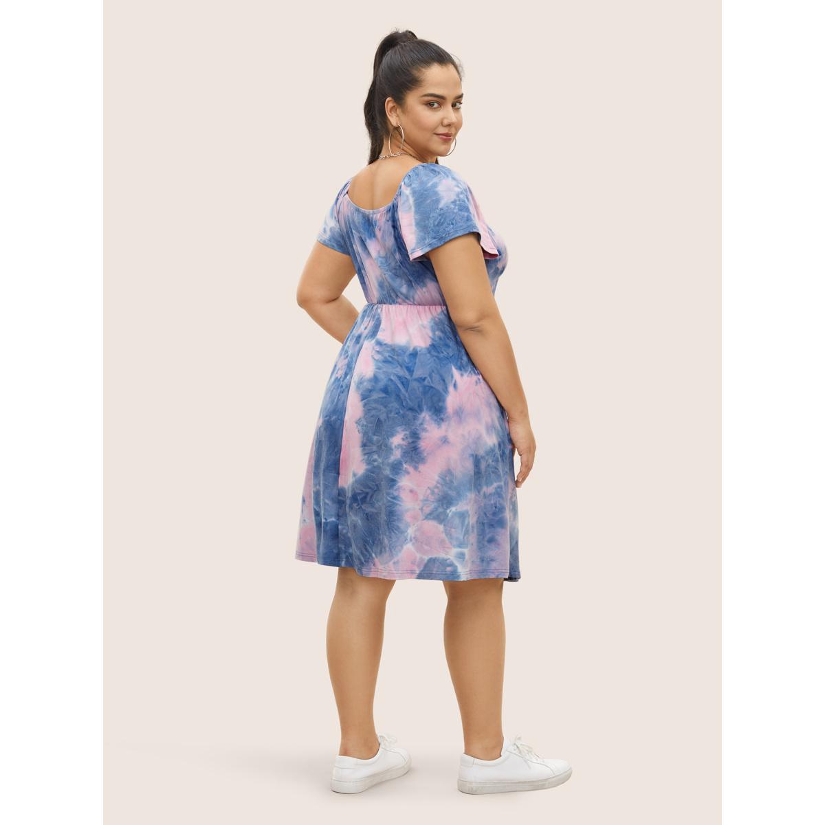 Plus Size Tie Dye Raglan Sleeve Drawstring Gathered Dress Multicolor Women Casual Gathered Heart neckline Short sleeve Curvy BloomChic 14-16/1X Product Image