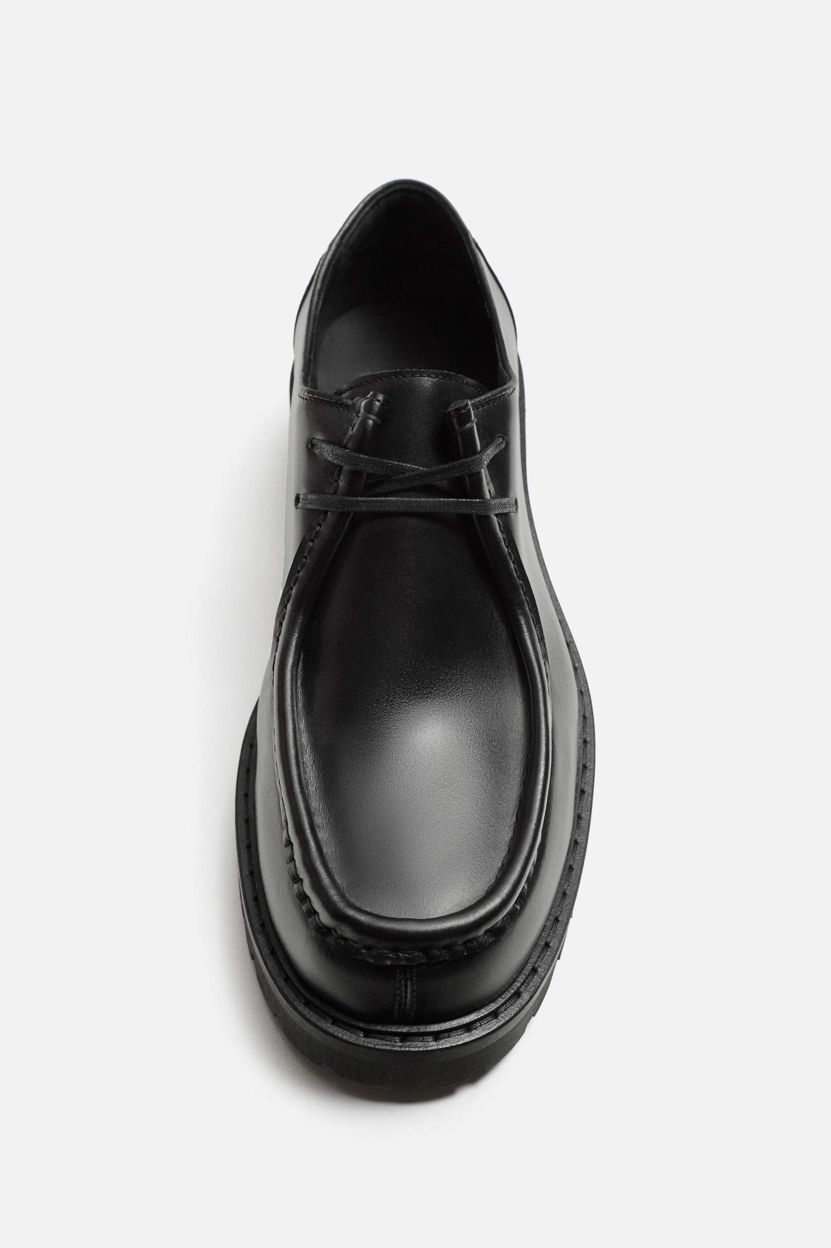 LEATHER SHOES WITH RAISED SEAM Product Image