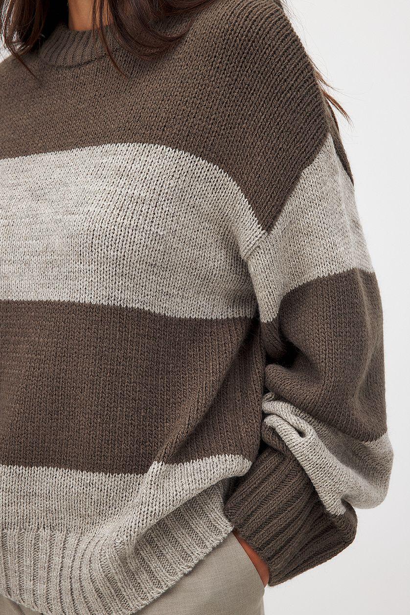 Round Neck Knitted Striped Sweater Product Image