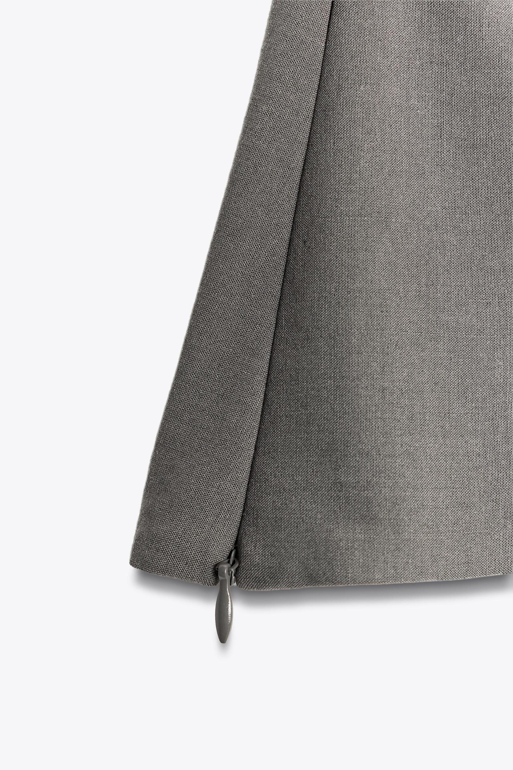 HALTER OPEN BACK TOP Product Image