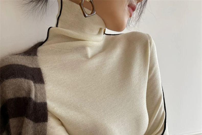 Long Sleeve Mock Neck Contrast Trim Knit Top Product Image