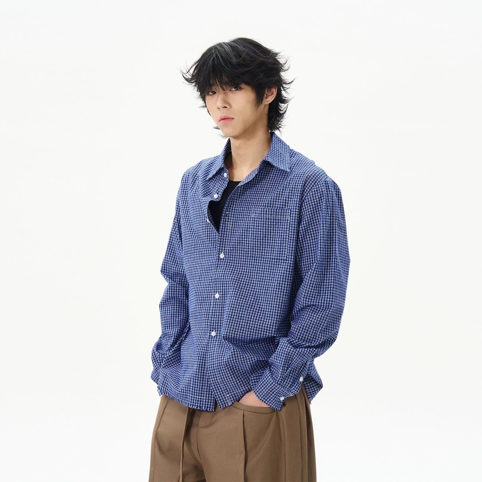 RT No. 18161 BLUE GRID BUTTON-UP SHIRT Product Image