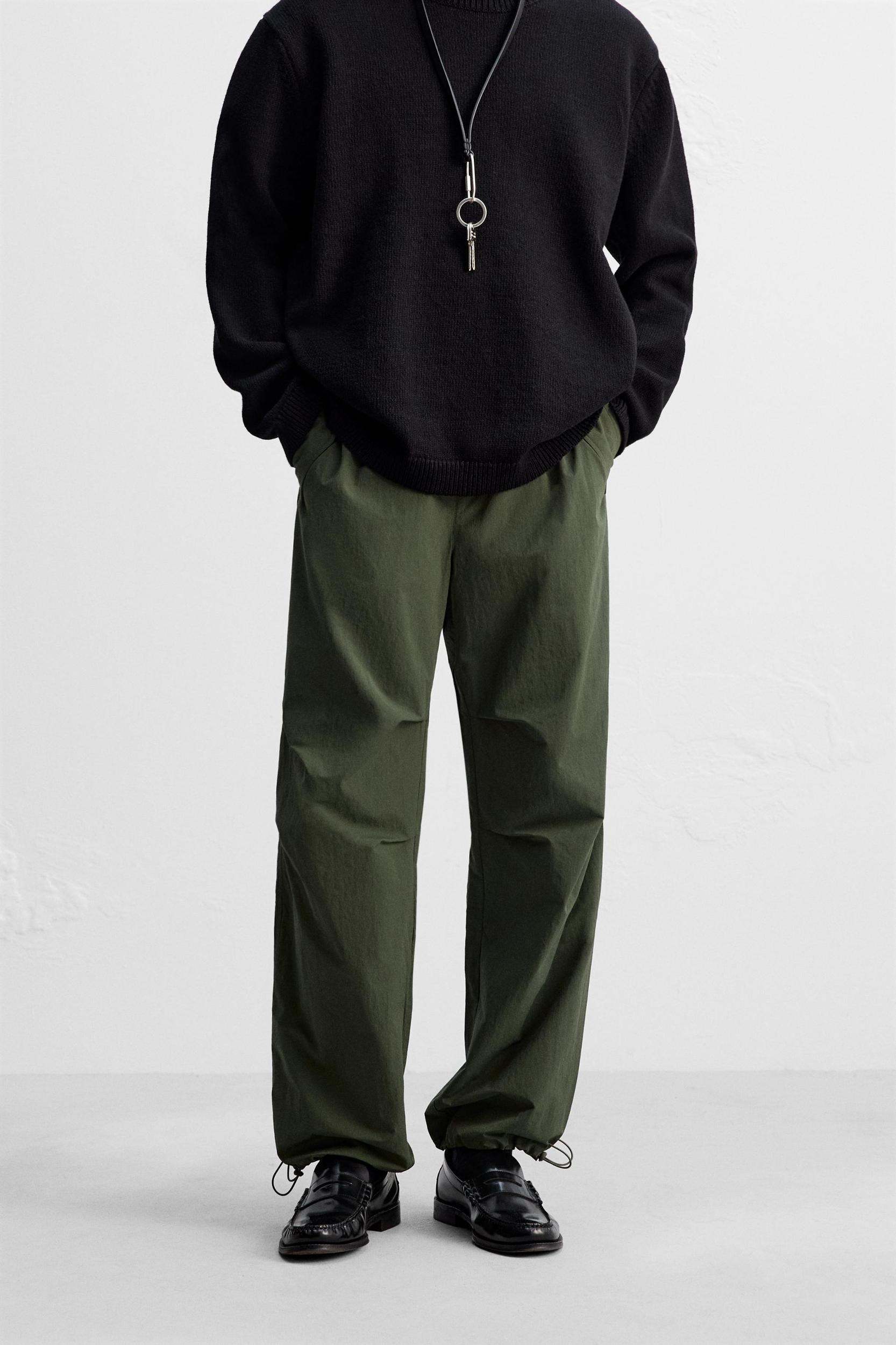 TECHNICAL PARACHUTE PANTS Product Image