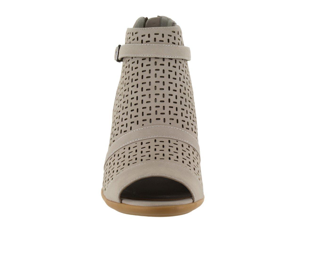 Women's Easy Street Carrigan Booties Product Image